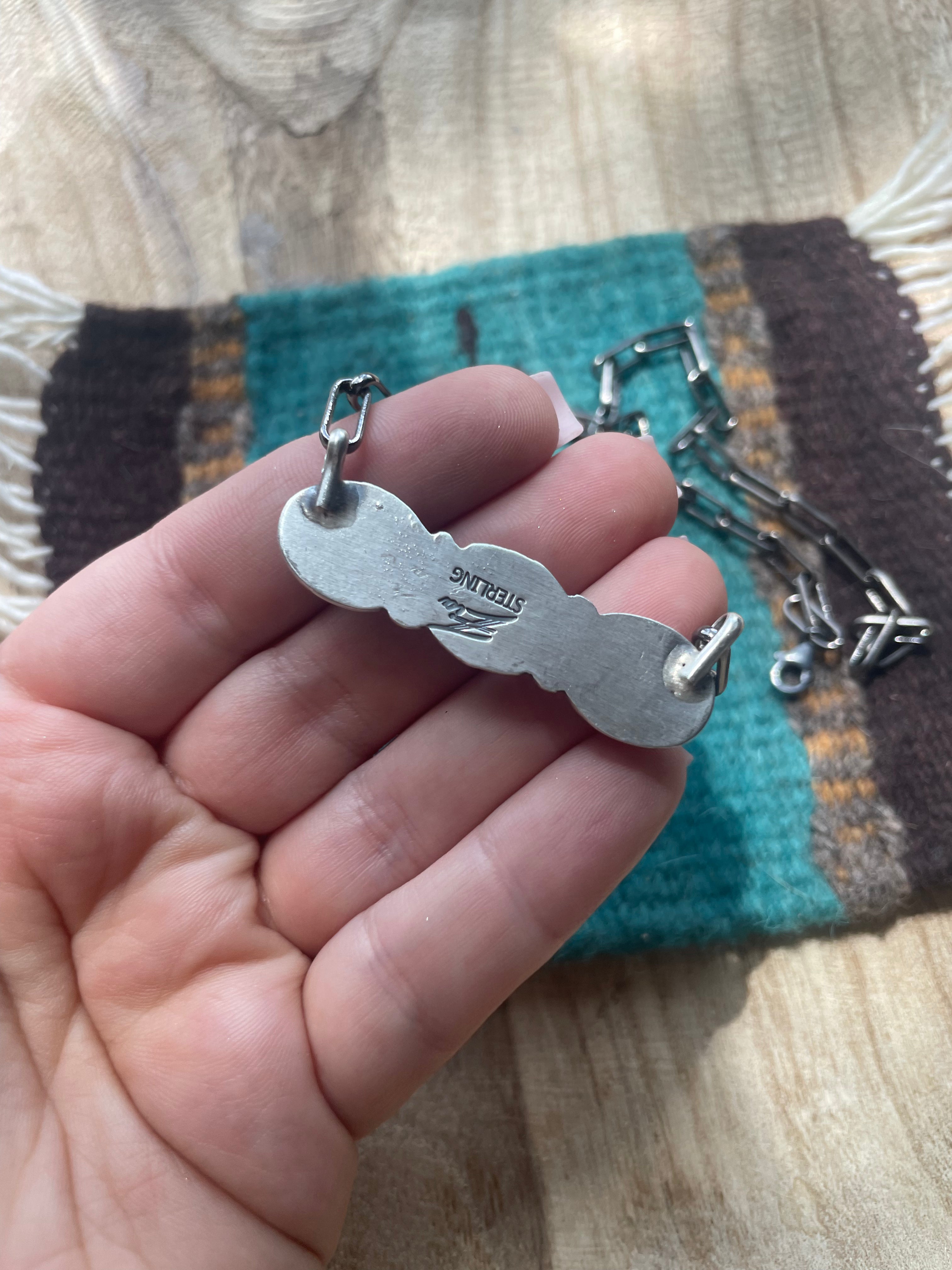 Handcrafted Queen Pink Conch Shell And Sterling Silver 3 Stone Bar Necklace Signed