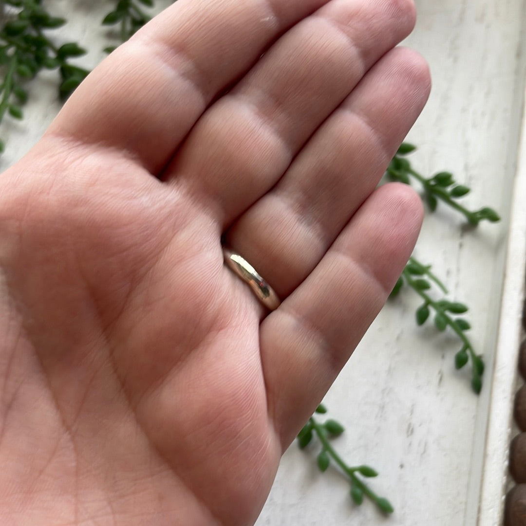 Beautiful Handcrafted Sterling Silver Pink Dream Twist Round Ring Signed
