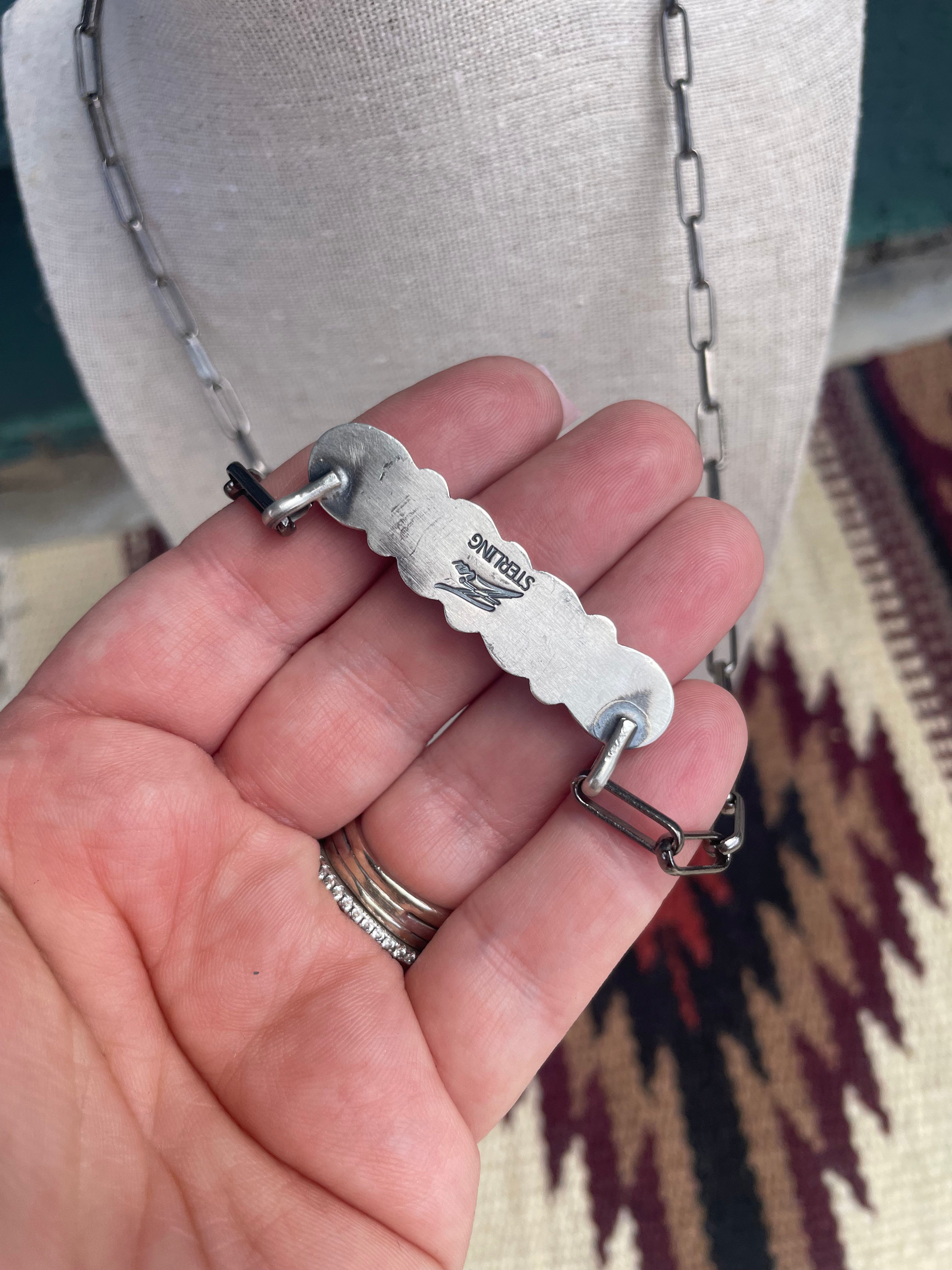 Handcrafted Queen Pink Conch Shell And Sterling Silver 4 Stone Bar Necklace Signed