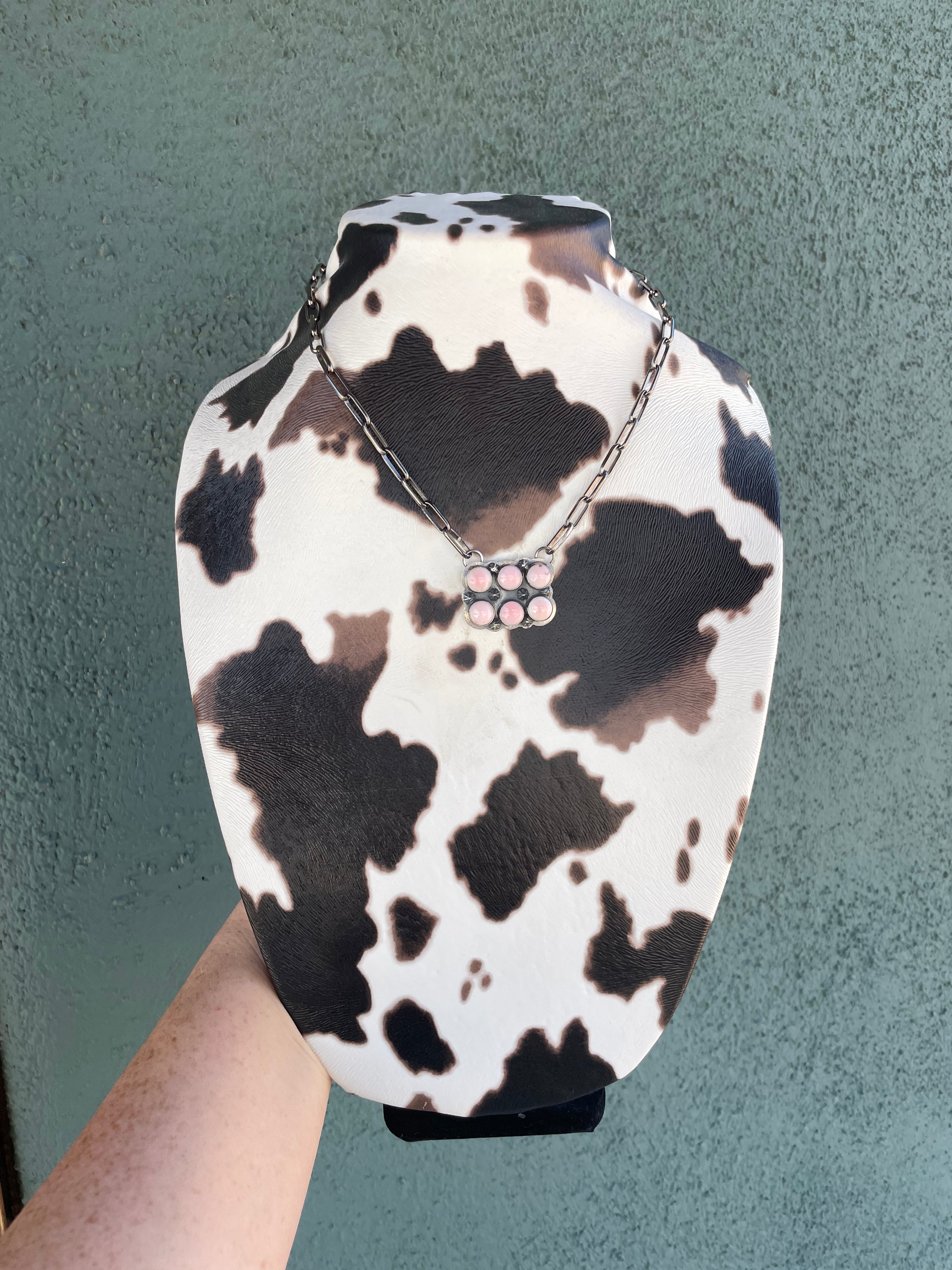 Handcrafted 6 Stone Queen Pink Conch Shell And Sterling Silver Necklace Signed