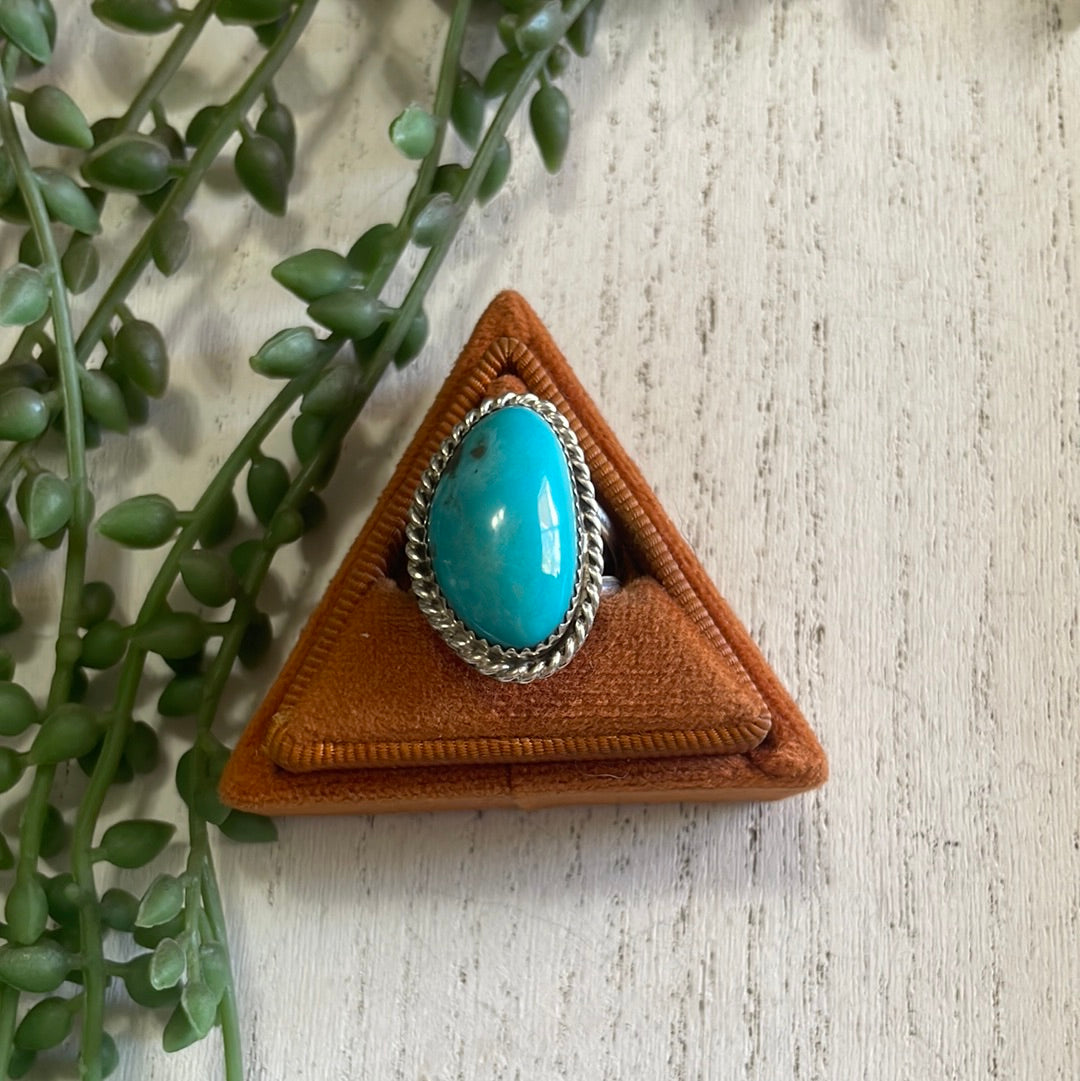 Sterling Silver Single Stone Turquoise Ring