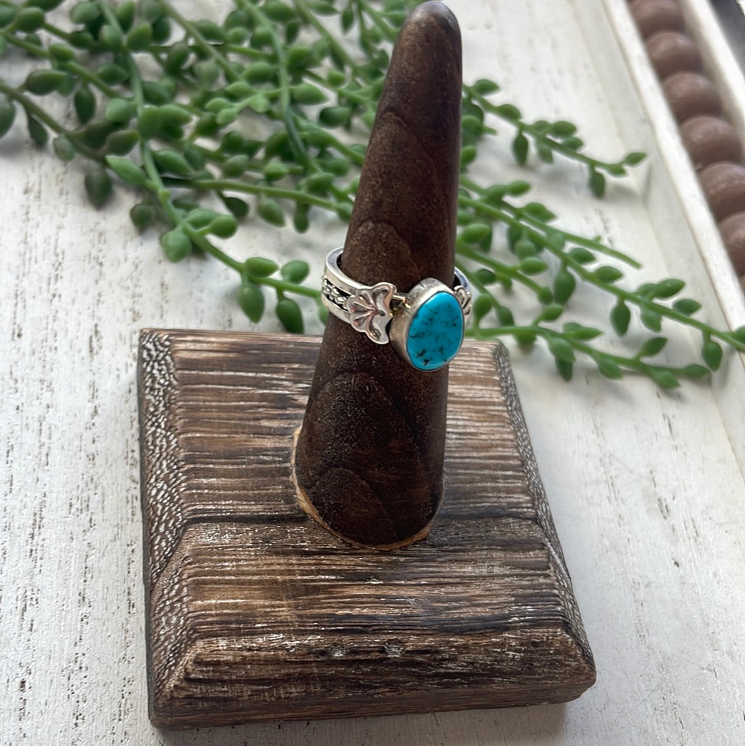 Handcrafted Sterling Silver Single Stone Turquoise Twisted Band Ring