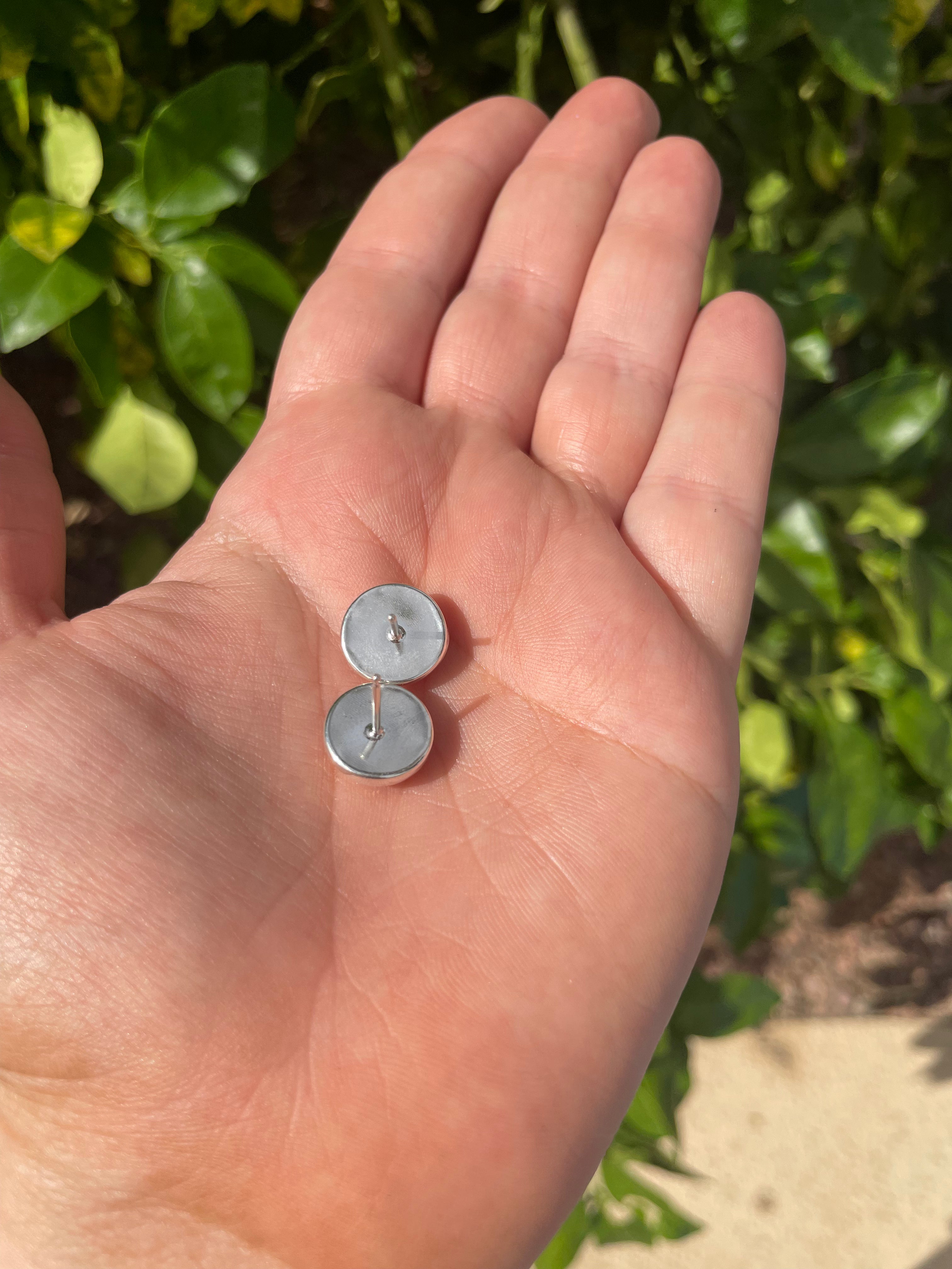 “The Sylvia” Queen Pink Conch & Sterling Silver Stud Earrings
