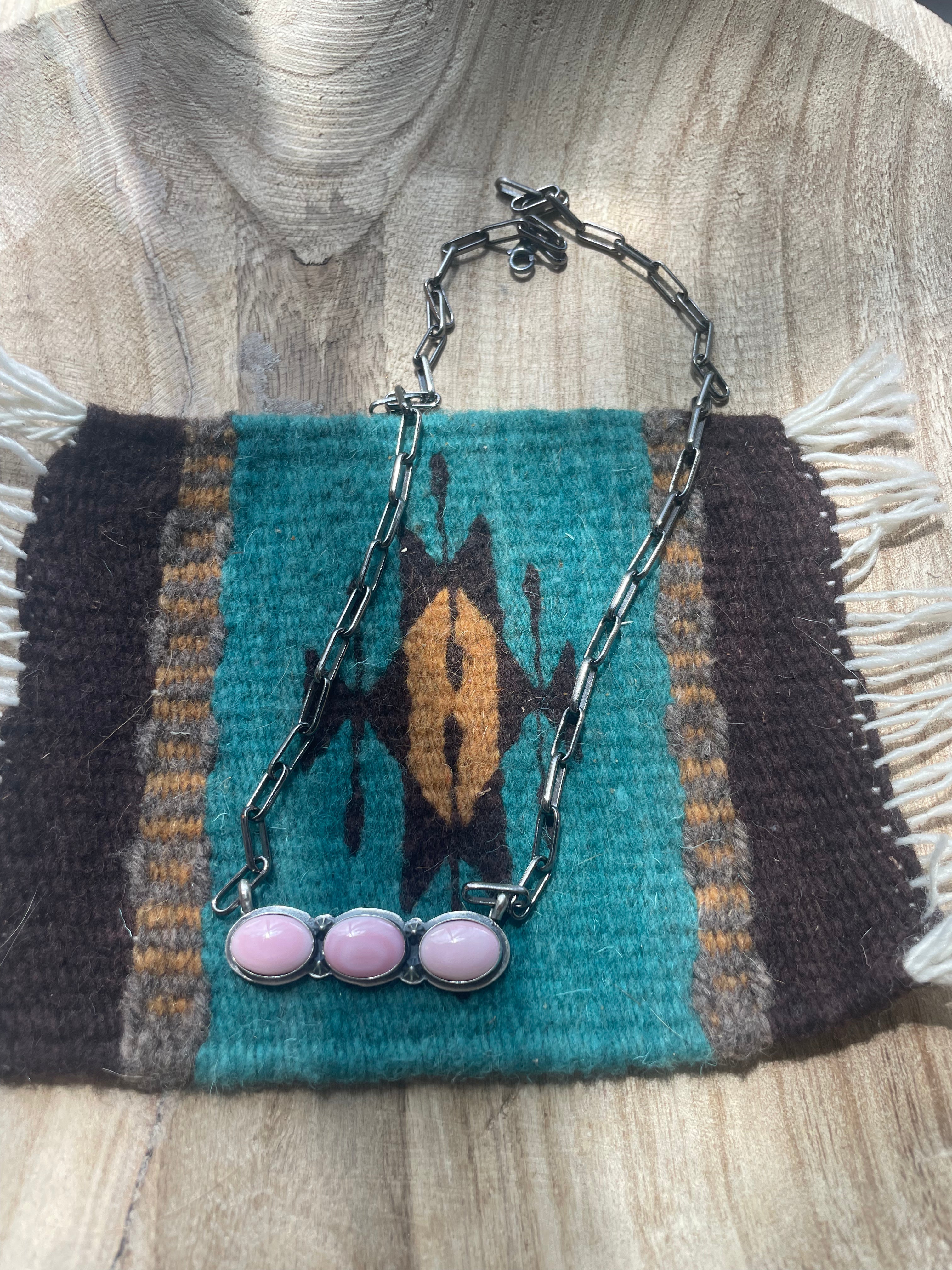 Handcrafted Queen Pink Conch Shell And Sterling Silver 3 Stone Bar Necklace Signed