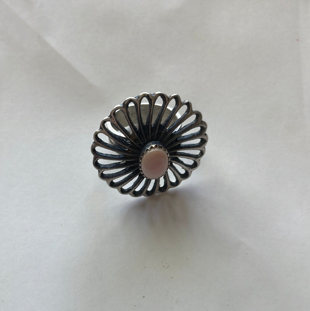 Gorgeous Handcrafted Pink Conch And Sterling Silver Adjustable Flower Ring Signed K Billah