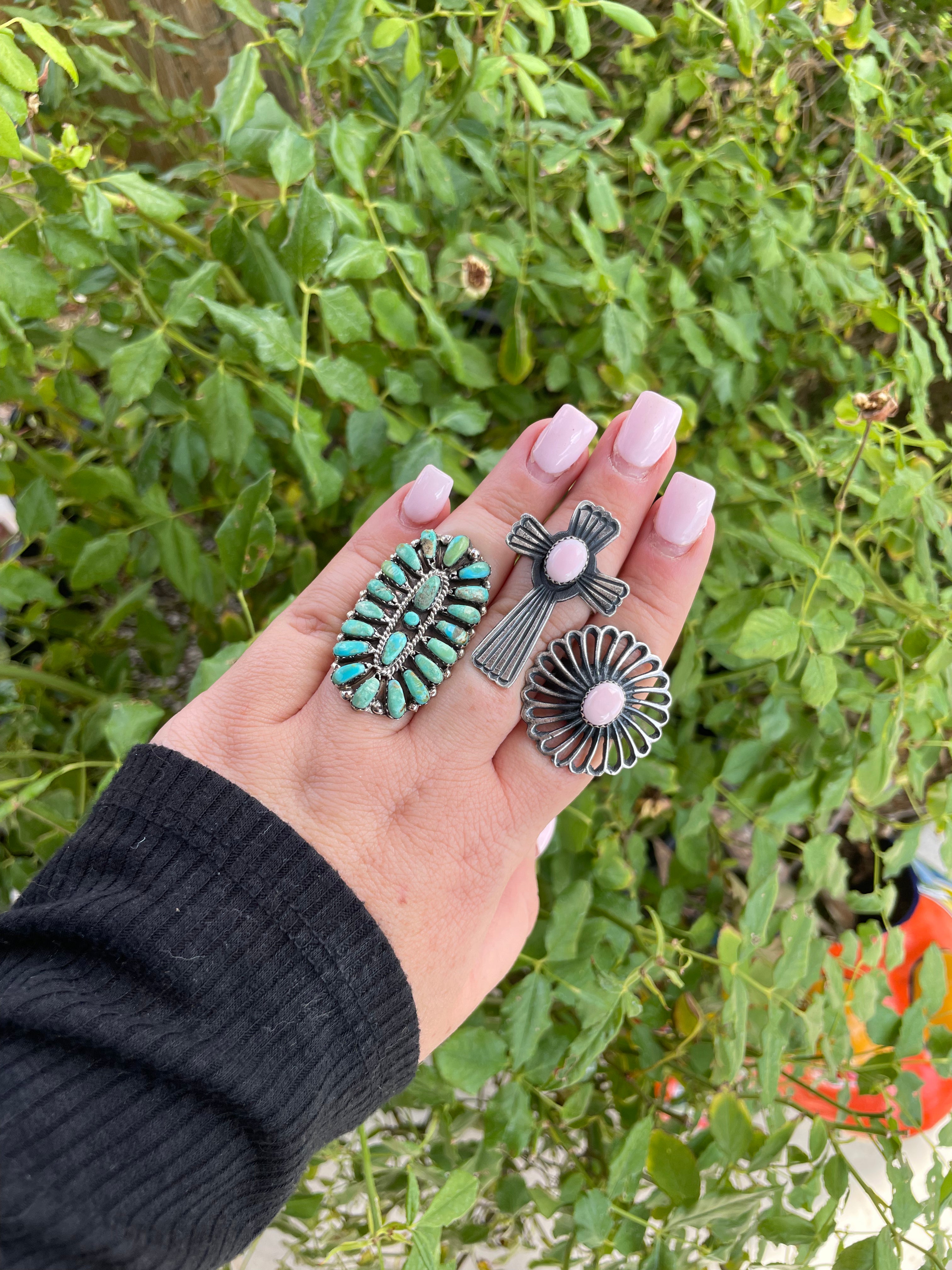 Gorgeous Handcrafted Pink Conch And Sterling Silver Adjustable Flower Ring Signed K Billah