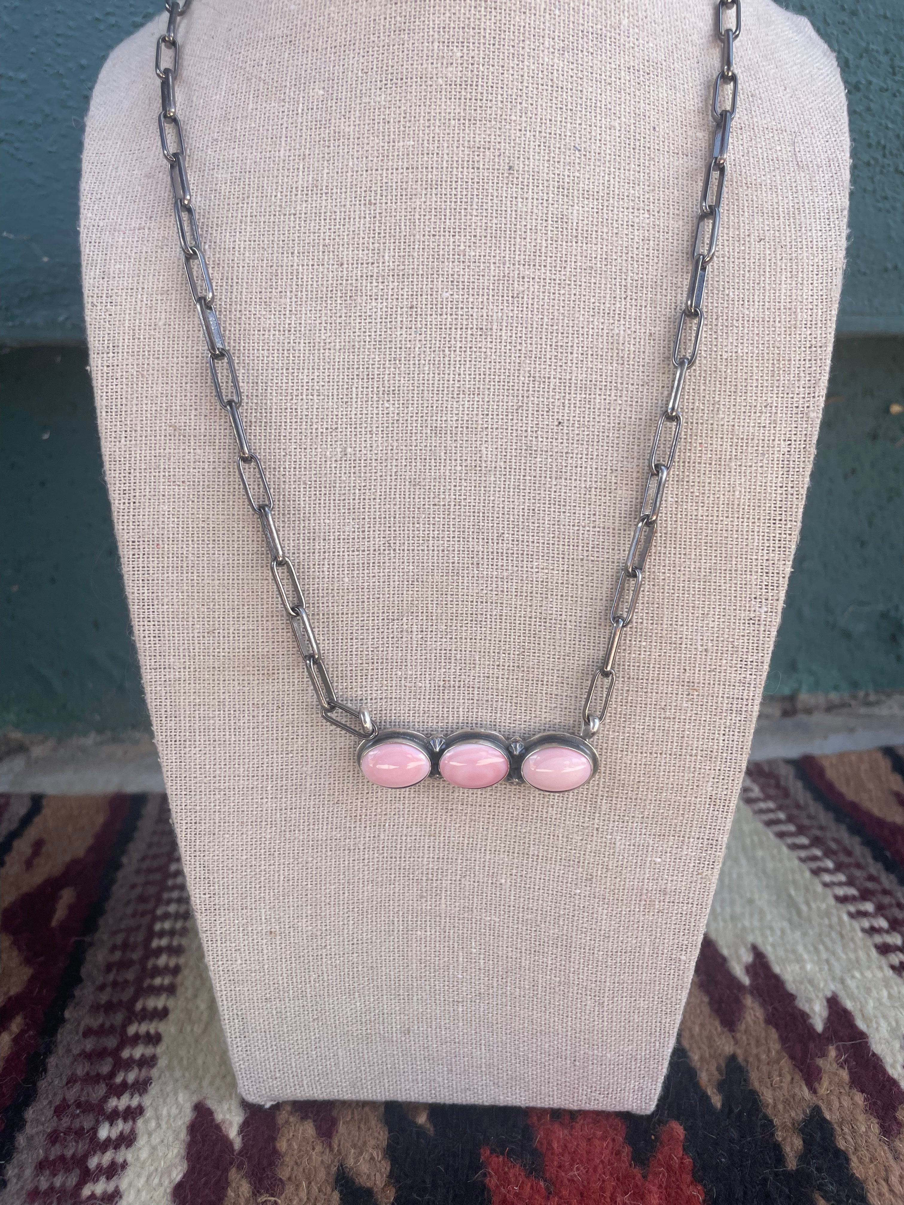 Handcrafted Queen Pink Conch Shell And Sterling Silver 3 Stone Bar Necklace Signed