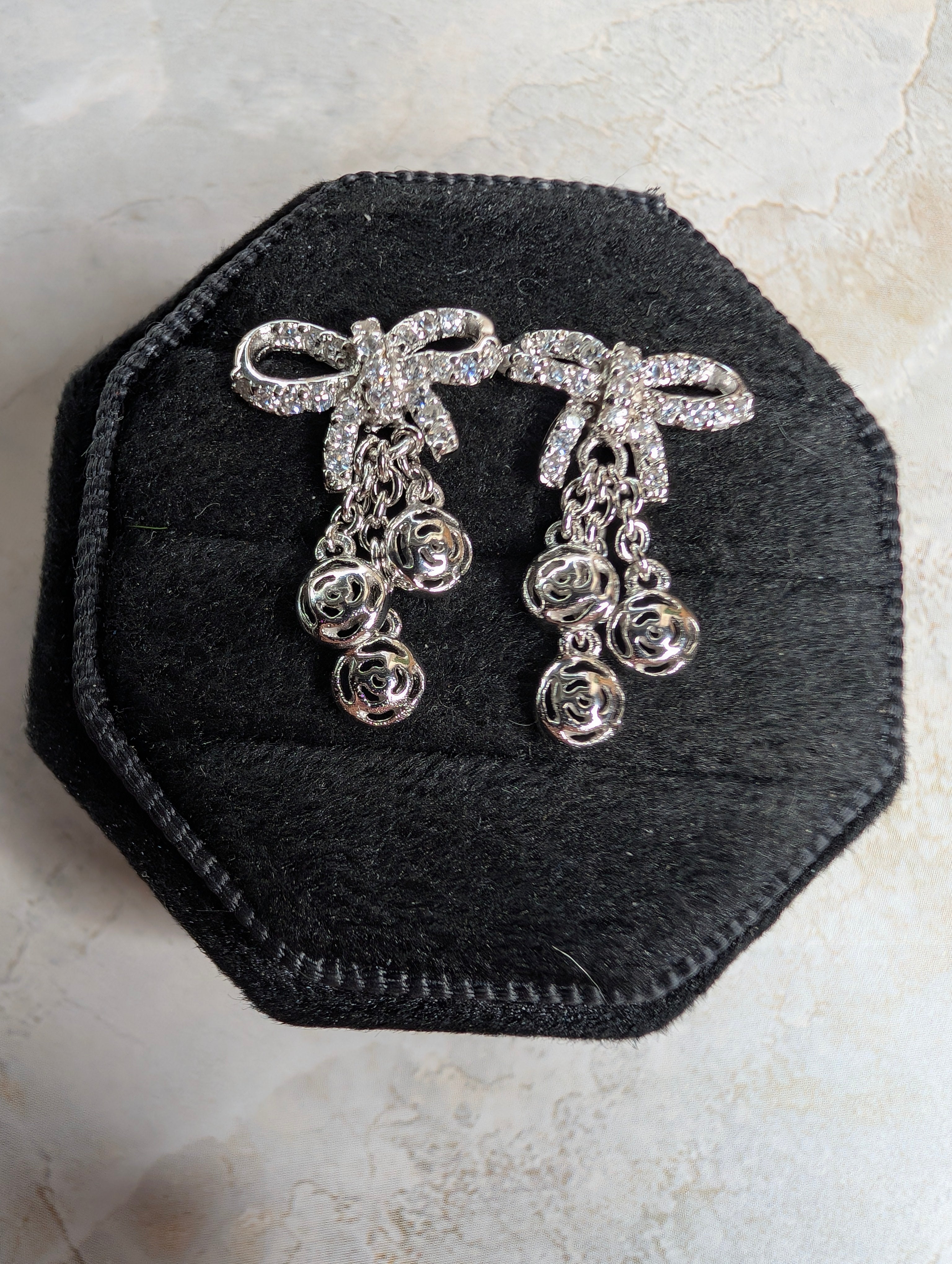 Sterling Silver CZ Sparkling Bow & Dangling Rose Charms Earrings & Pendant Jewelry Set