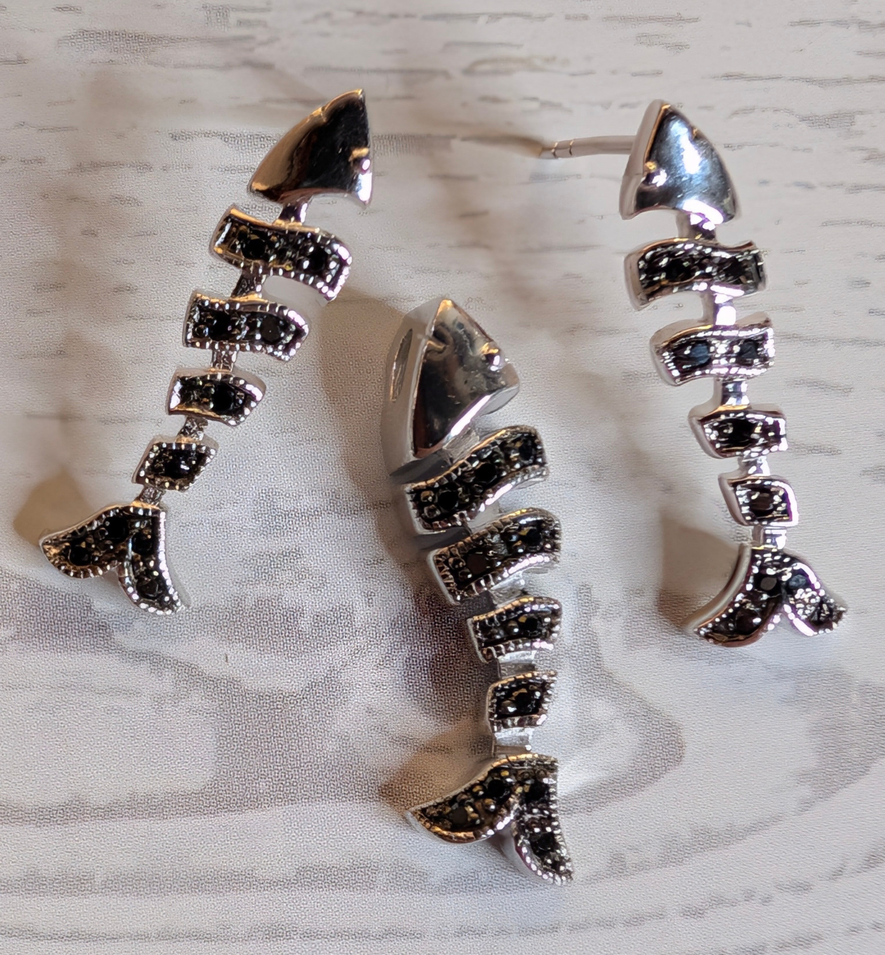 Sterling Silver Black CZ Fish Earrings & Pendant Jewelry Set