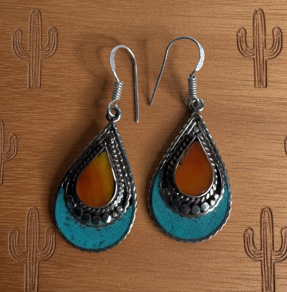 Southwestern Orange Spiny Oyster & Turquoise Teardrop Dangle Earrings