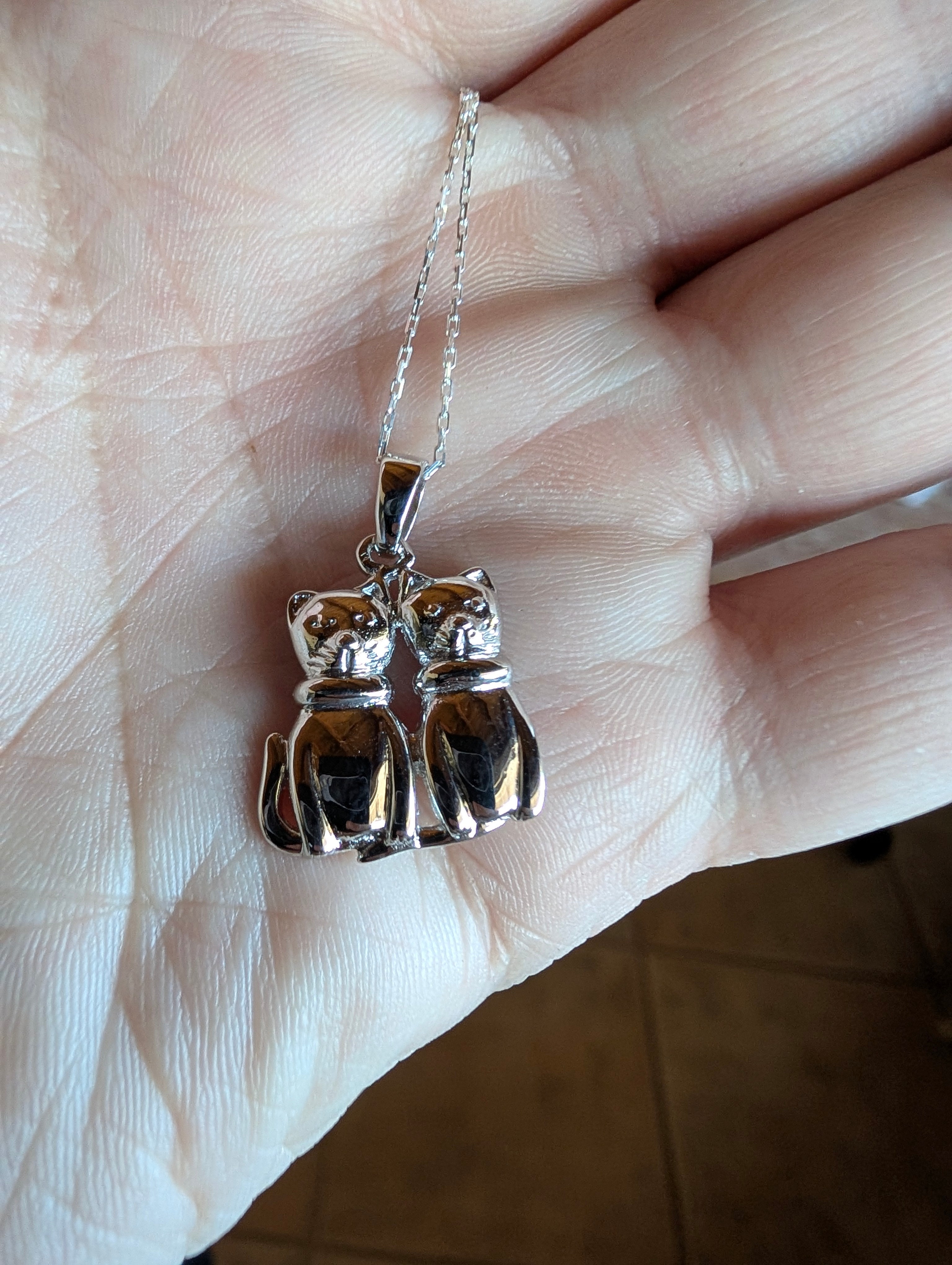 Sterling Silver Double Kitty Cat Detailed Pendant Necklace