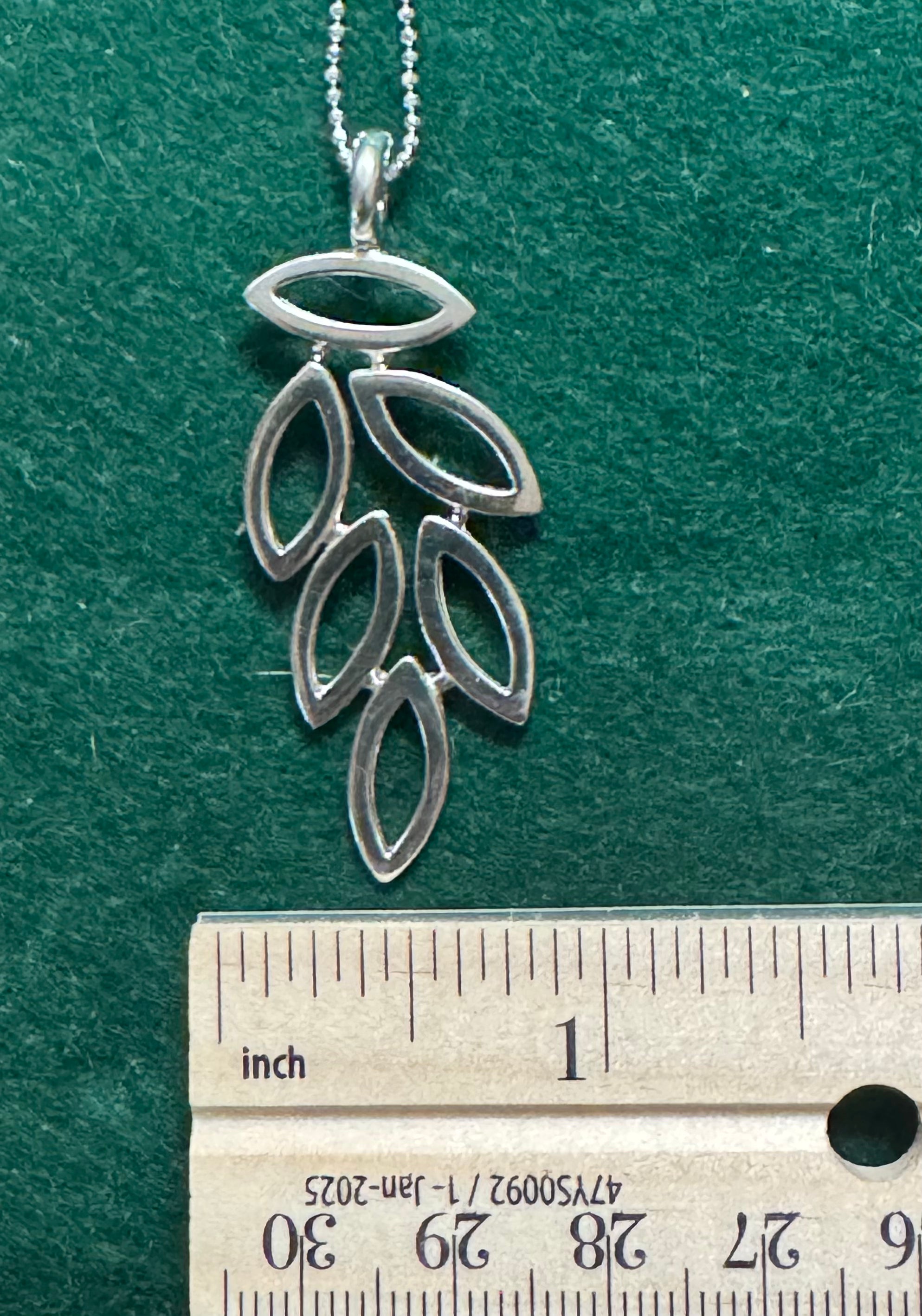 Sterling Silver Leaf Cluster Pendant & Necklace