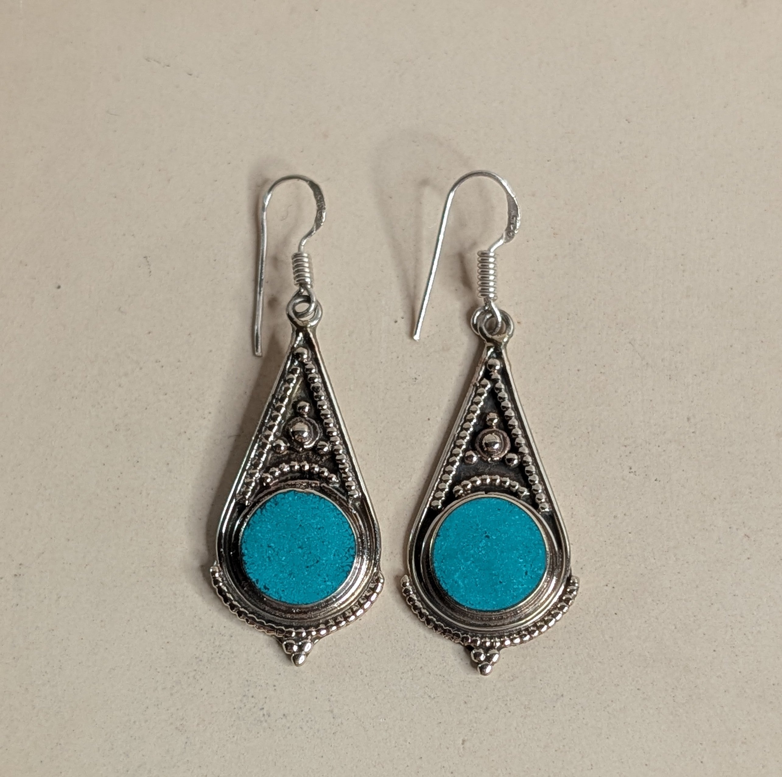 Turquoise Teardrop Dangle Earrings – Vintage-Inspired Silver Statement