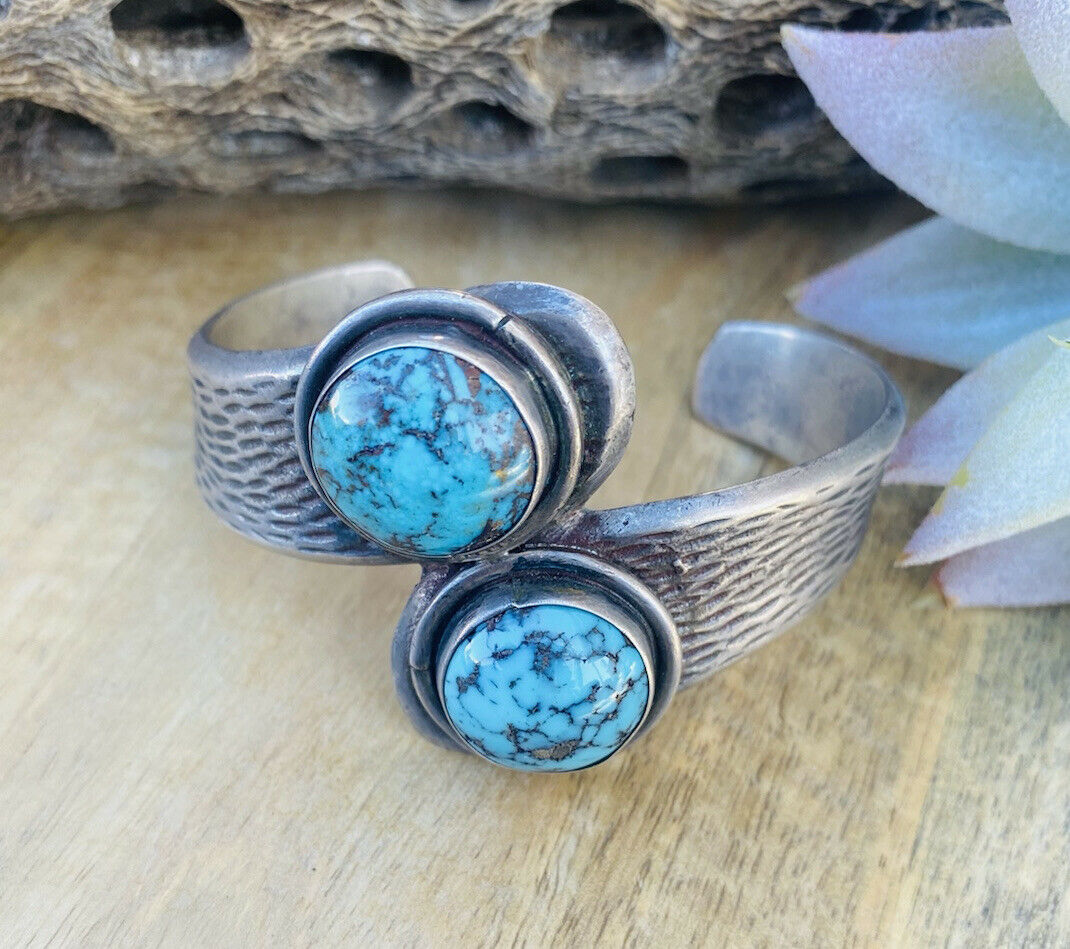 Handcrafted Vintage Kingman Turquoise & Sterling Silver Cuff Bracelet /