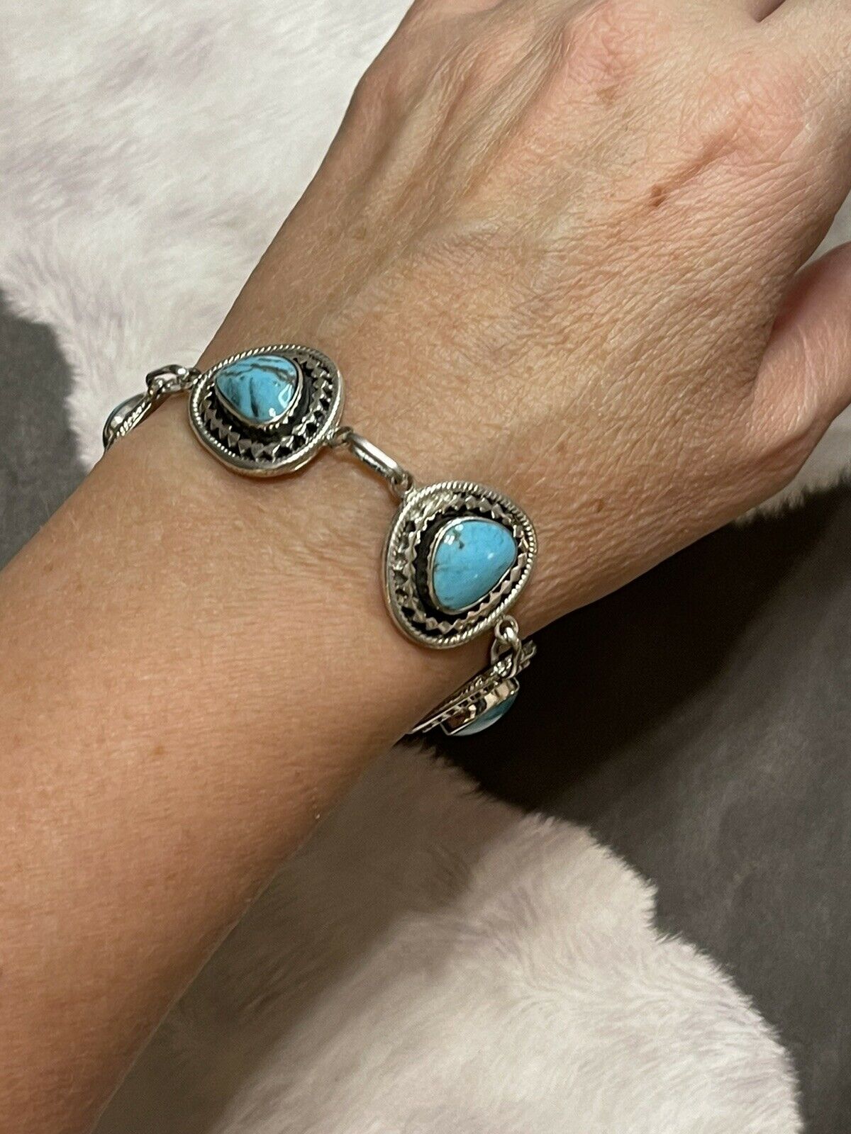 Handcrafted Sweet Kingman Turquoise & Sterling Silver Twist Link Bracelet