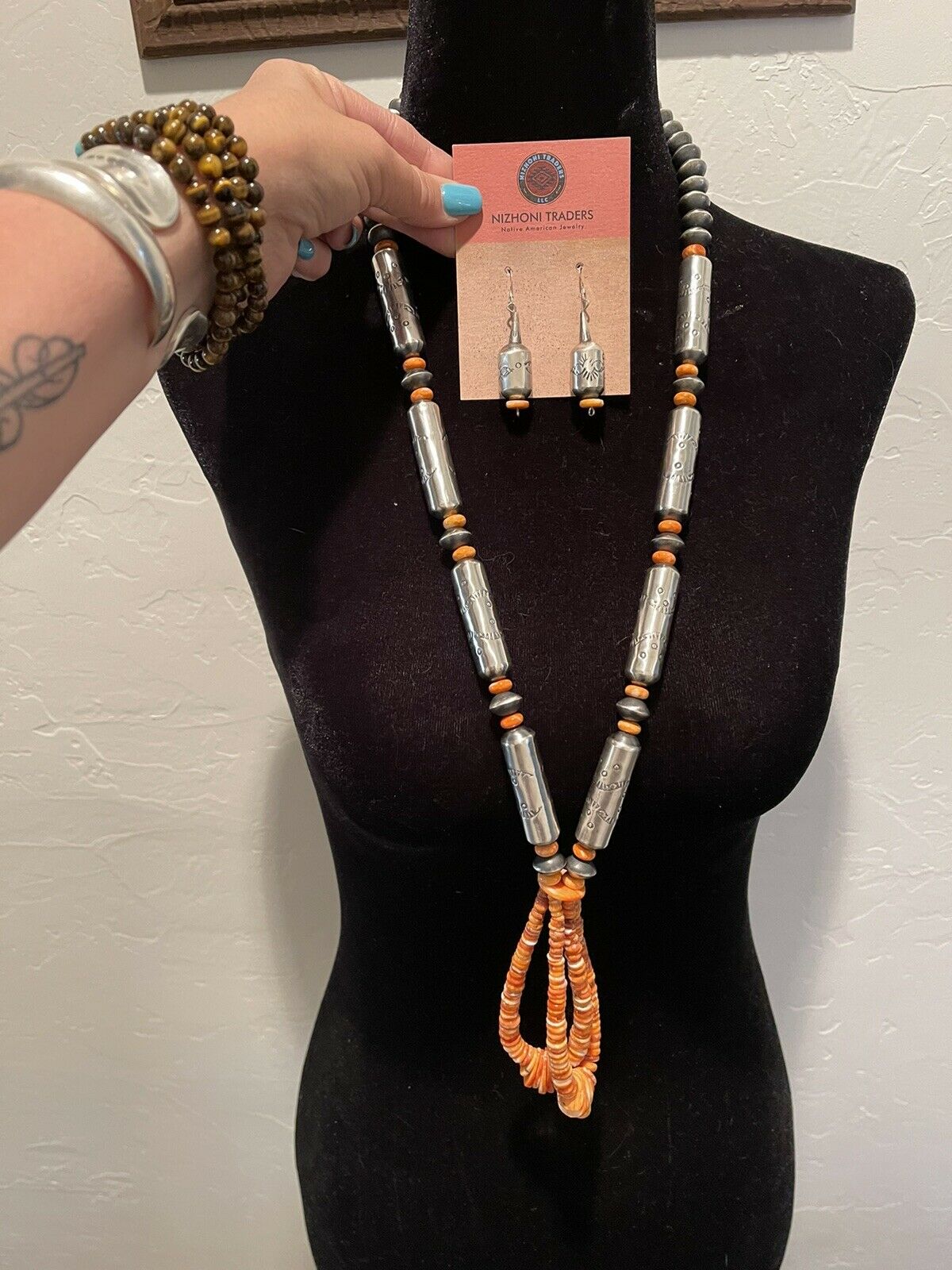 Handcrafted Sterling Silver Handmade Orange Spiny Jacla Necklace & Earring Set