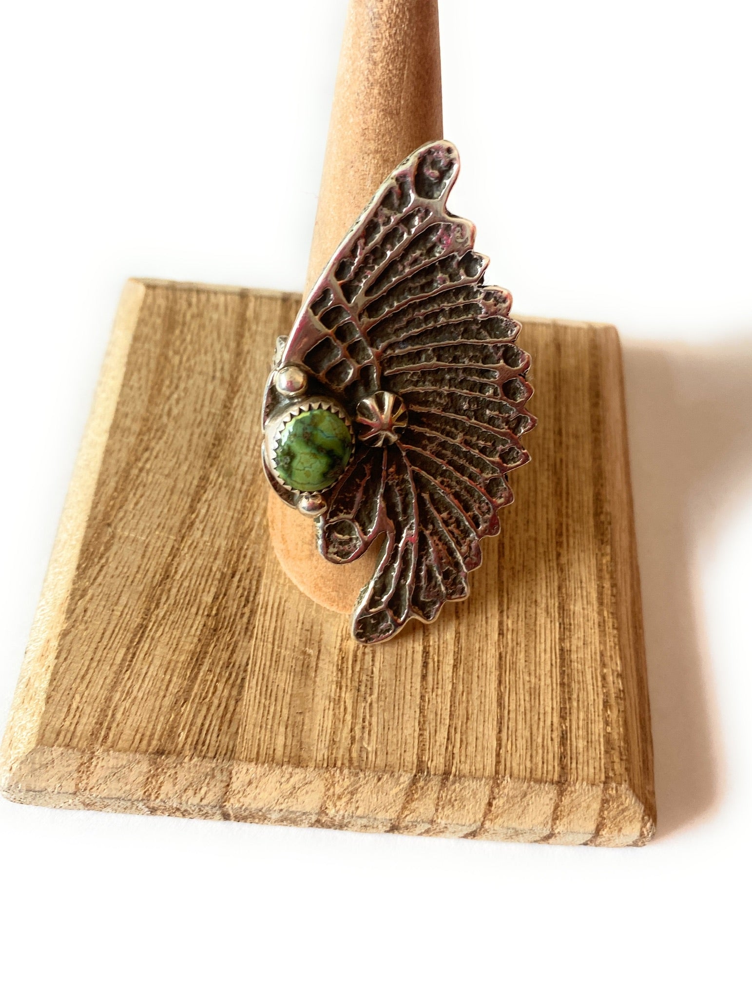 Navajo Sonoran Gold Turquoise & Sterling Silver Indian Chief Ring Size 9