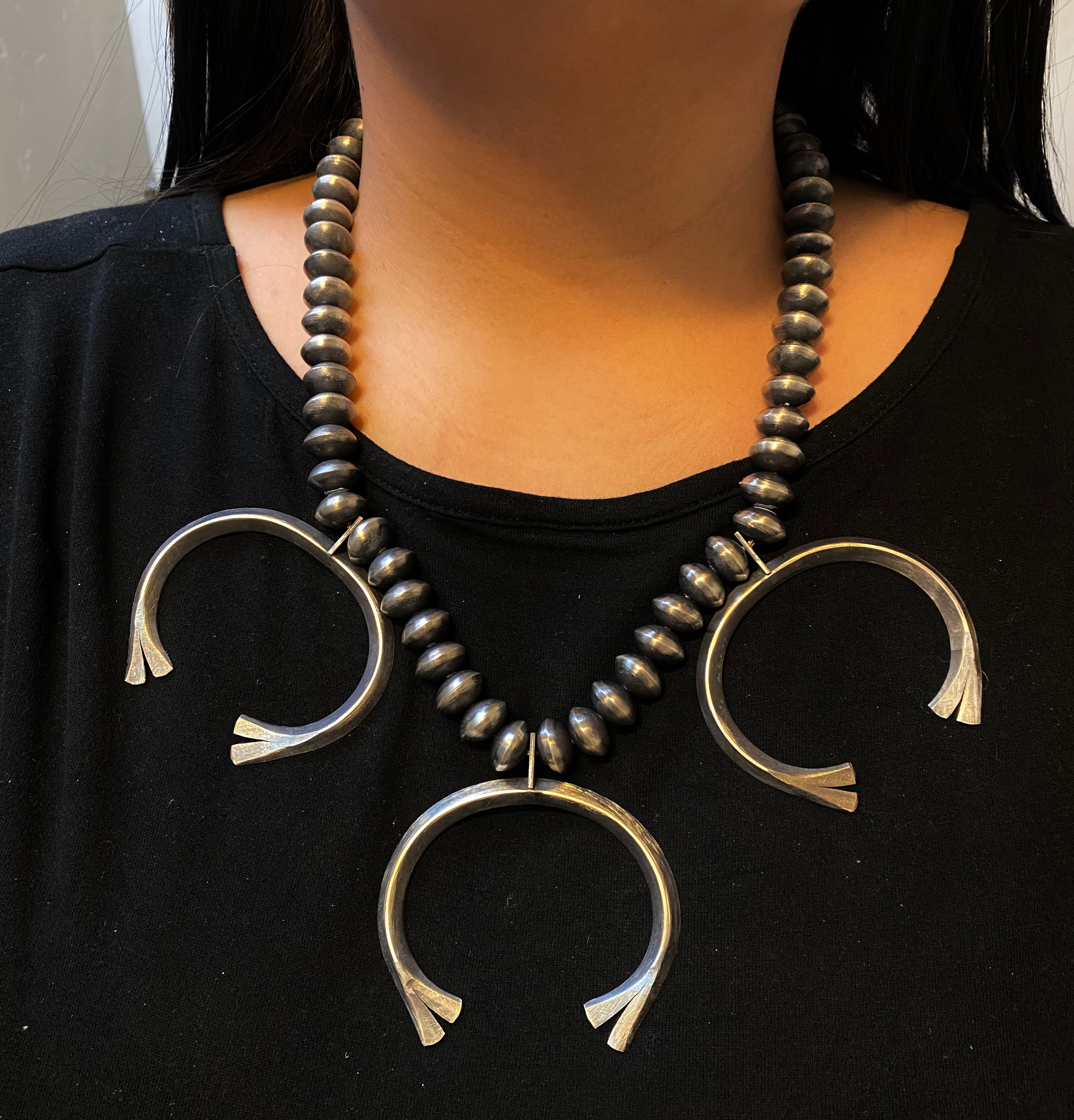 Beautiful Navajo Sterling Silver Naja Necklace Azalia Lewis