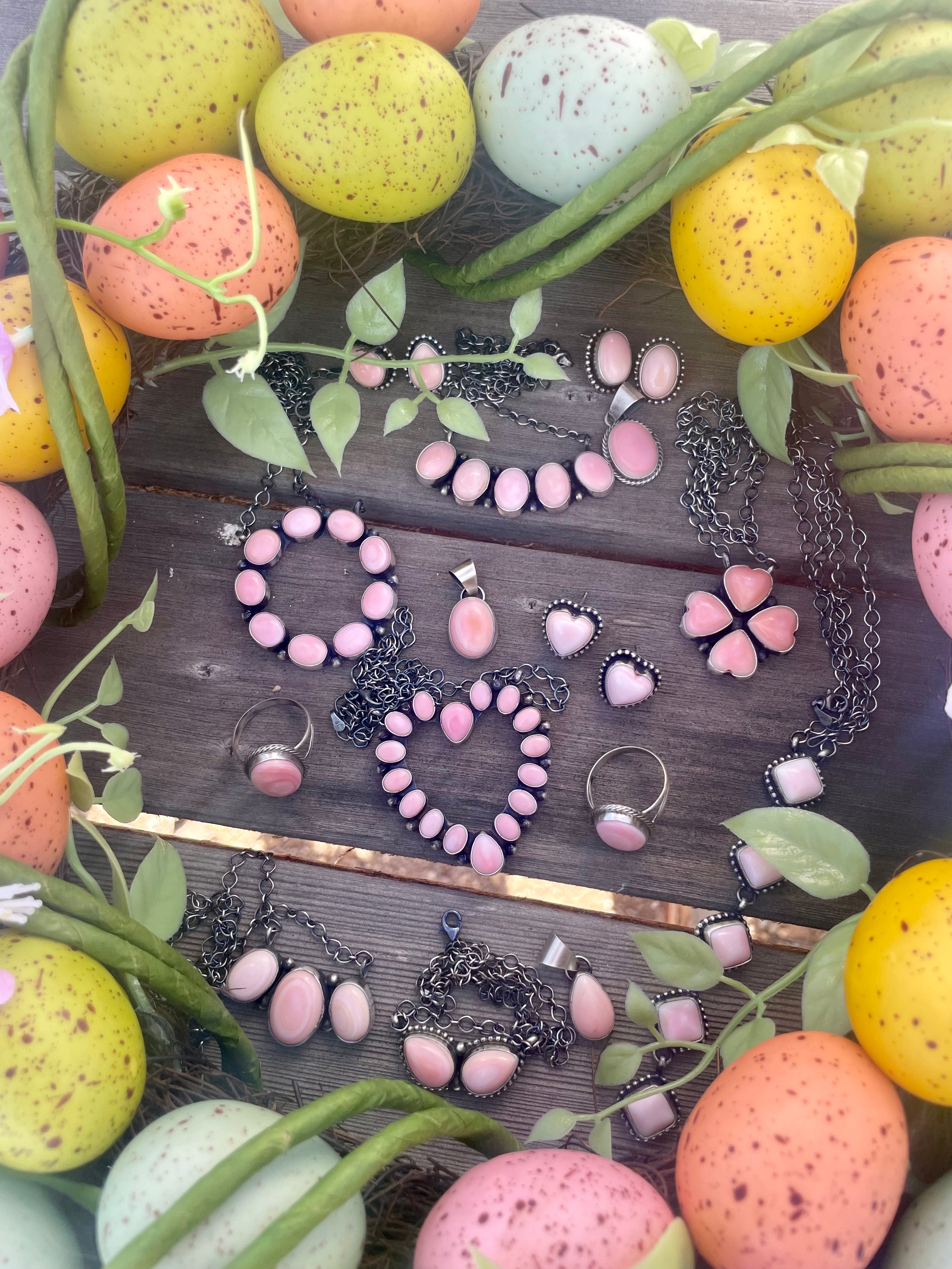 Handcrafted Queen Pink Conch Shell And Sterling Silver Heart Necklace Signed