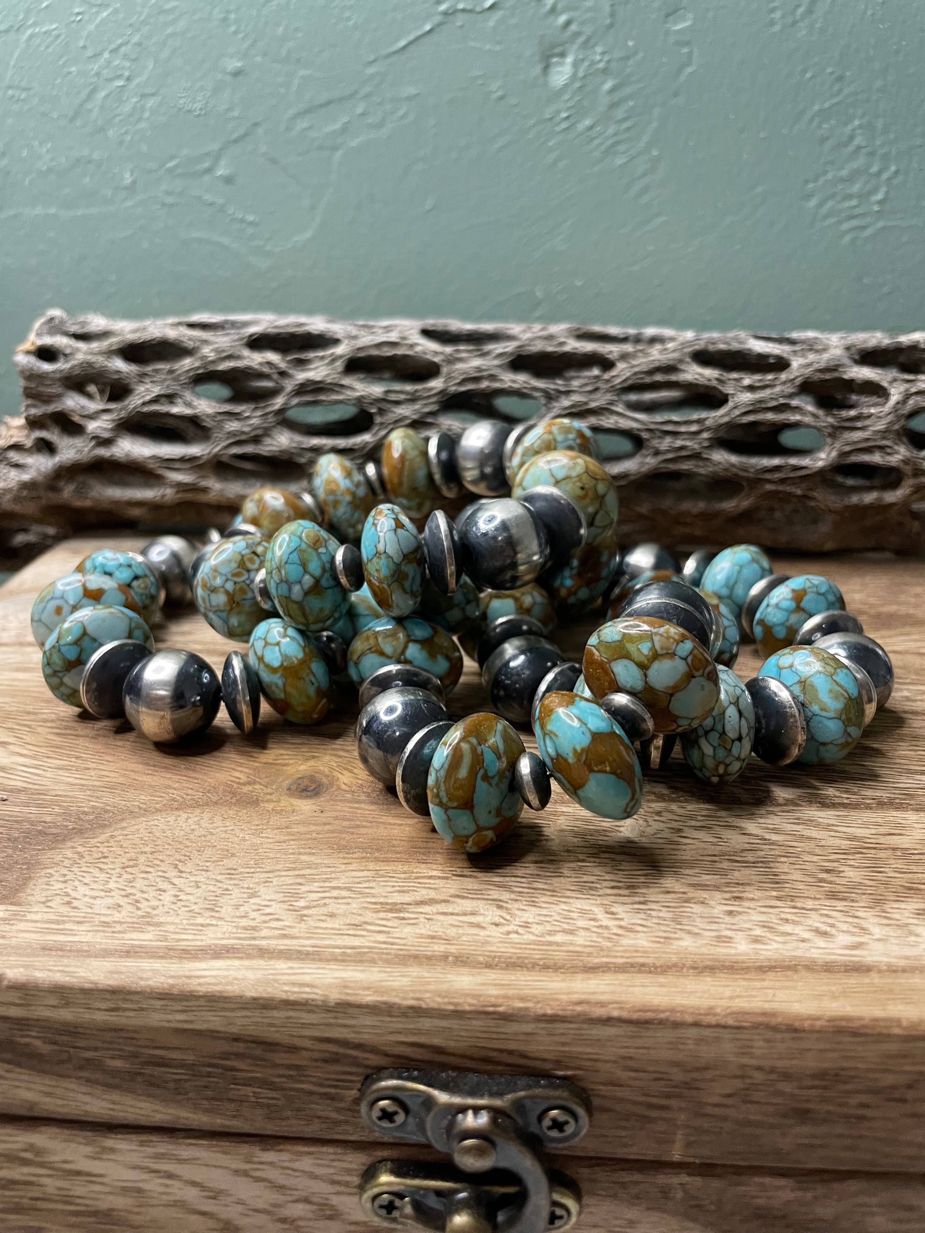 Handcrafted Sterling Silver Stretchy Natural #8 Turquoise Beaded Bracelet 16 mm pearl