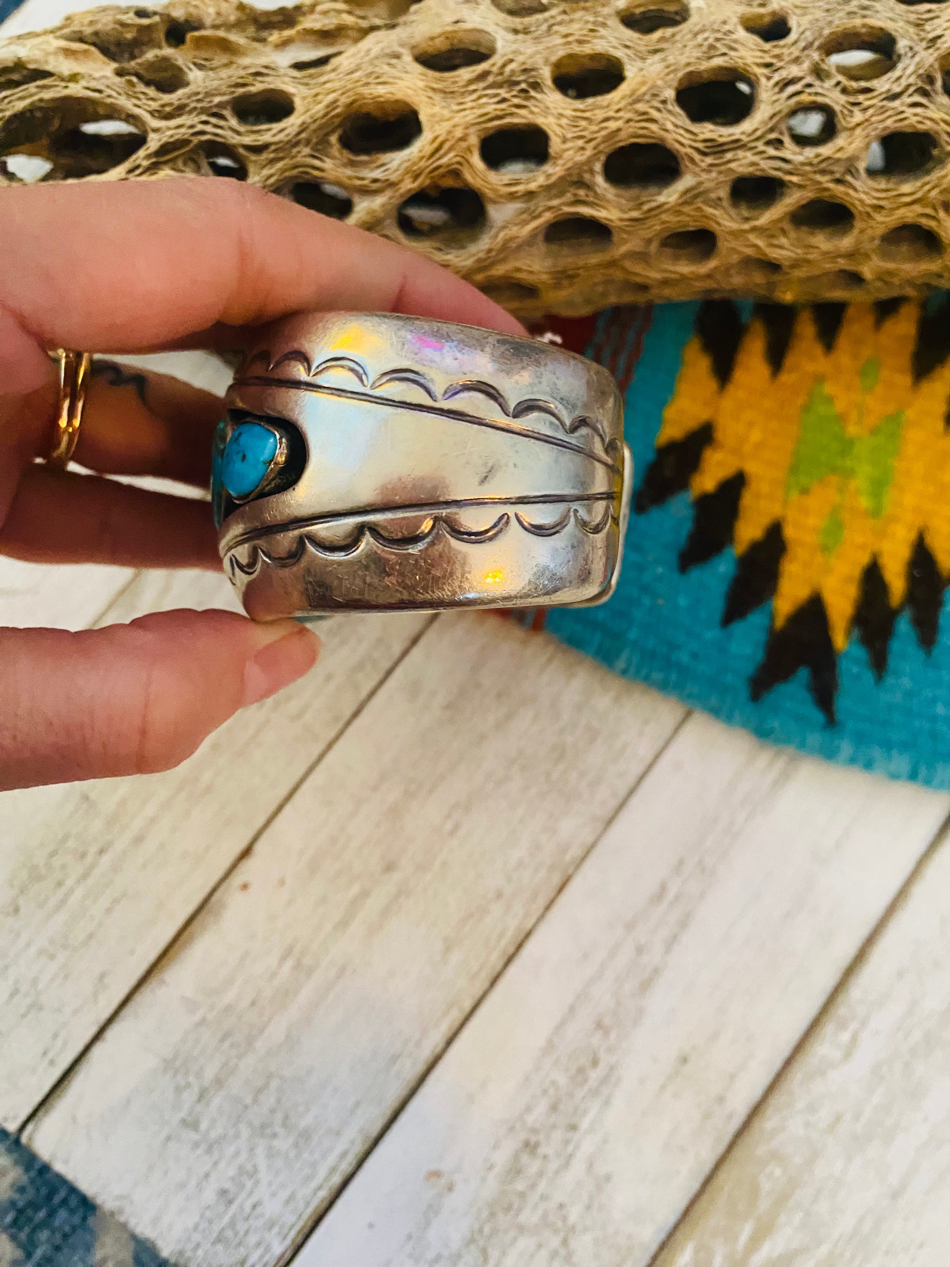 Navajo Old Pawn Vintage Turquoise & Sterling Silver Cuff Bracelet /