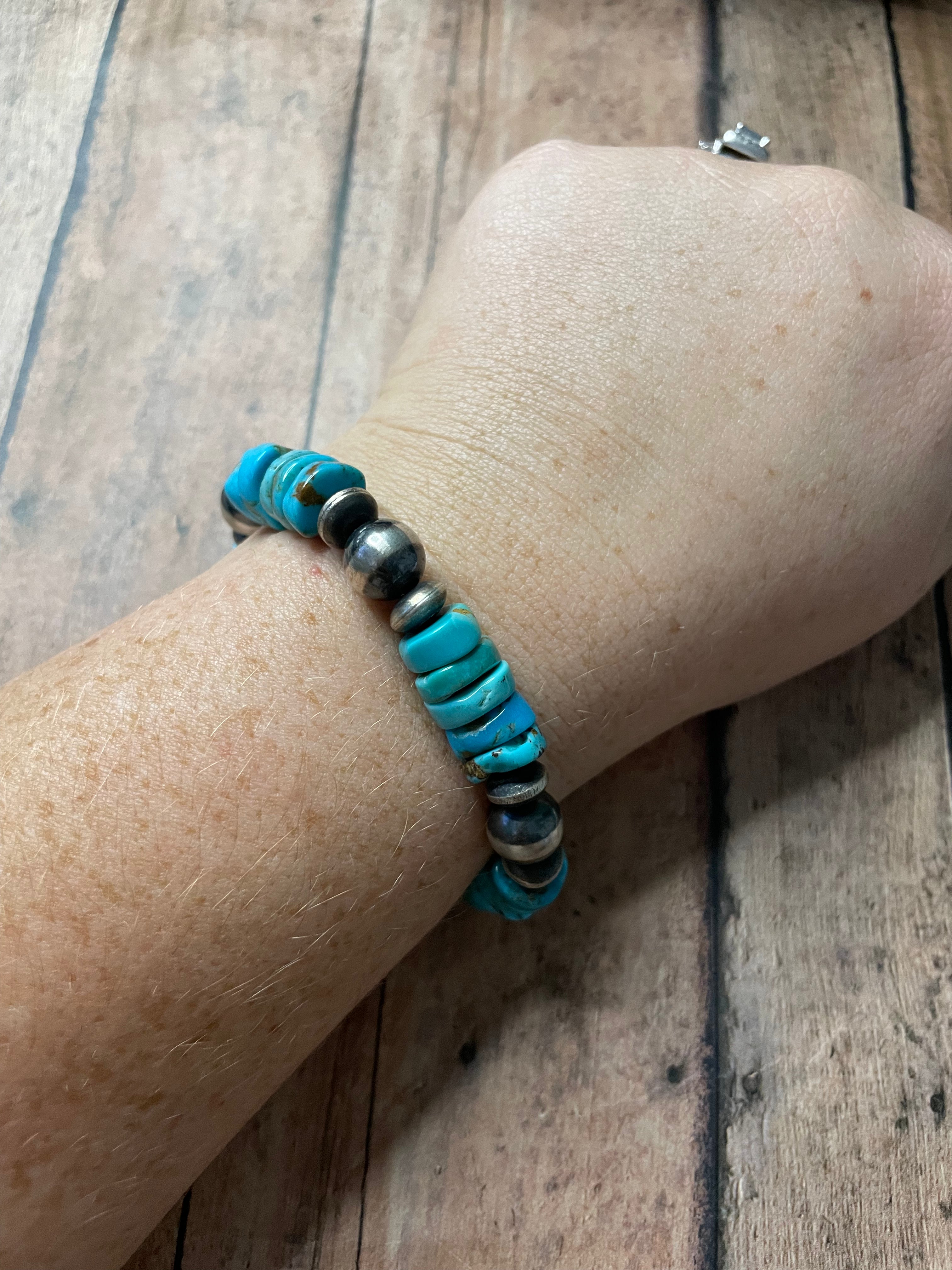 Handcrafted Sterling Silver Stretchy Natural #8 Turquoise Beaded Bracelet 12 mm pearl