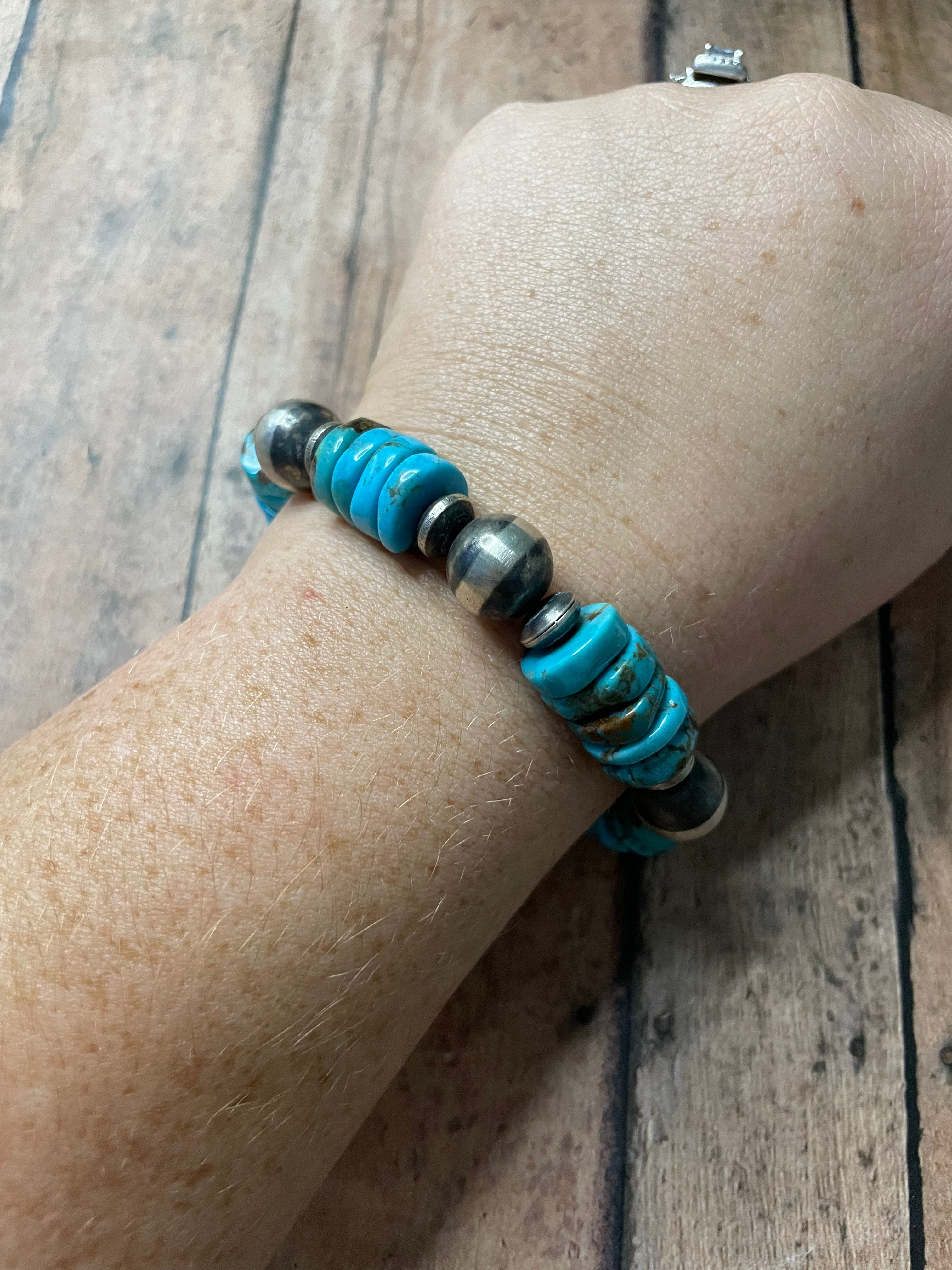 Handcrafted Sterling Silver Stretchy Natural #8 Turquoise Beaded Bracelet 10mm pearl