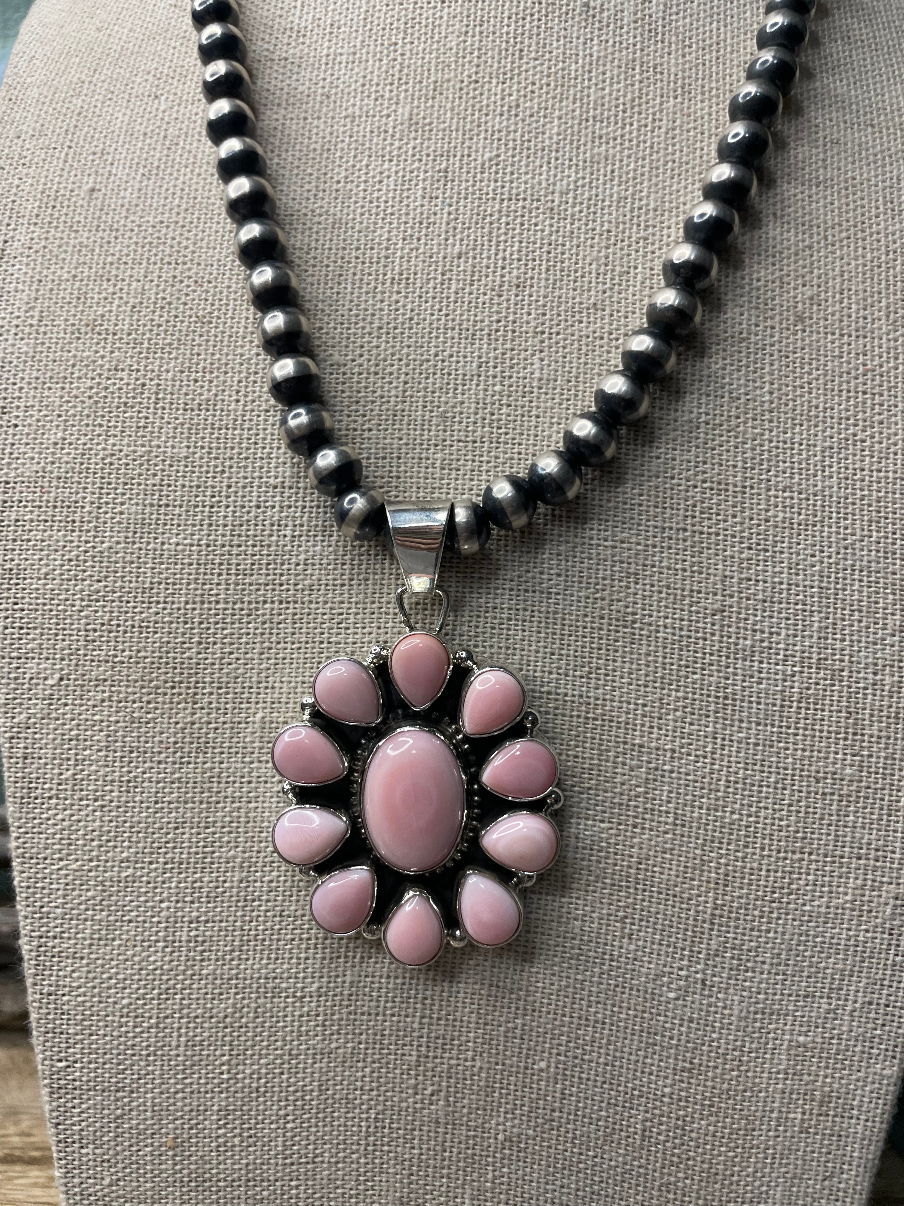 Handcrafted Queen Pink Conch Shell And Sterling Silver Pendant Signed Sheila 10 Petals