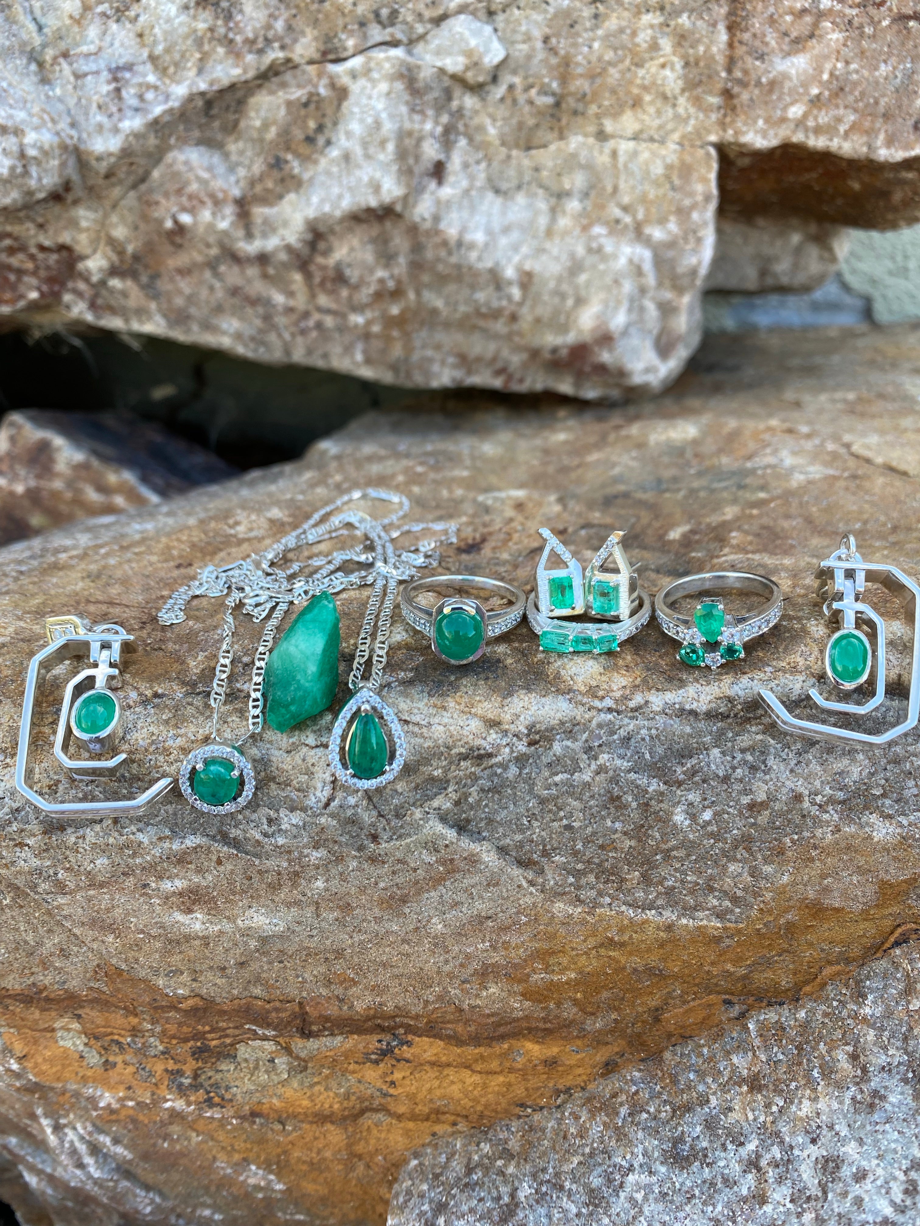 Nizhoni Emerald Collection