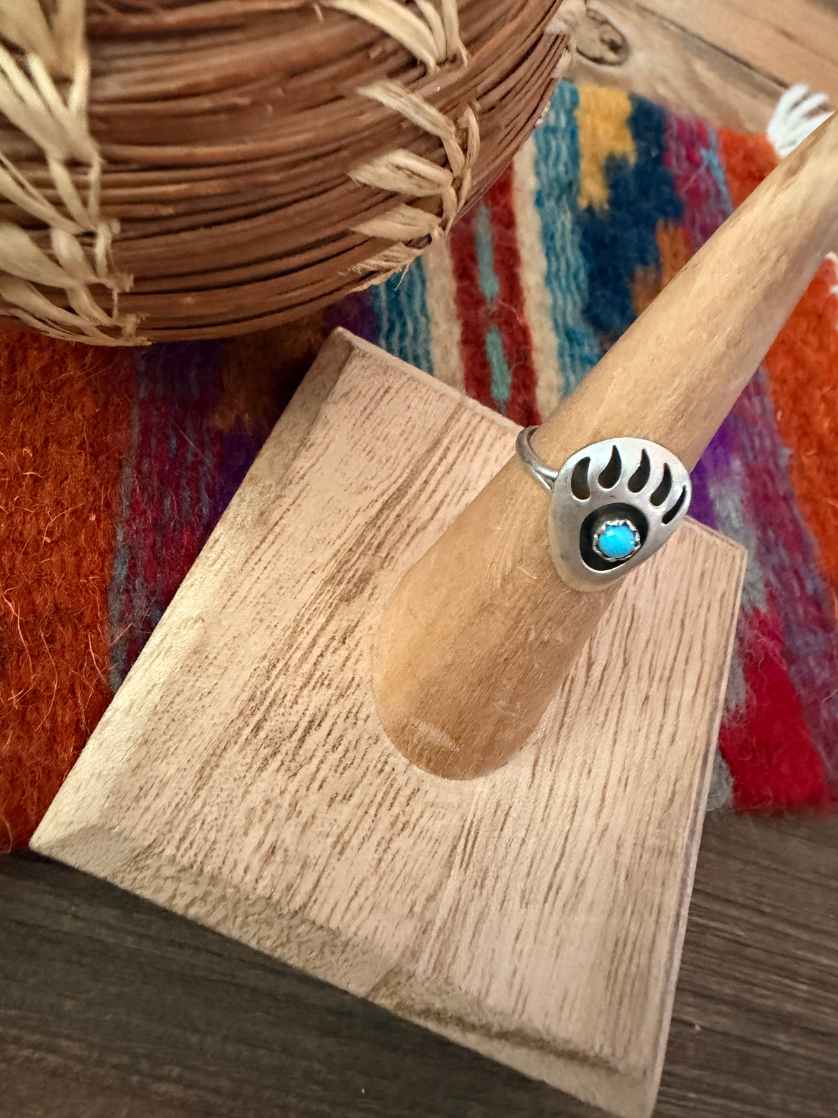 Old Pawn Handcrafted Turquoise & Sterling Silver Bear Paw Ring Size 4.75