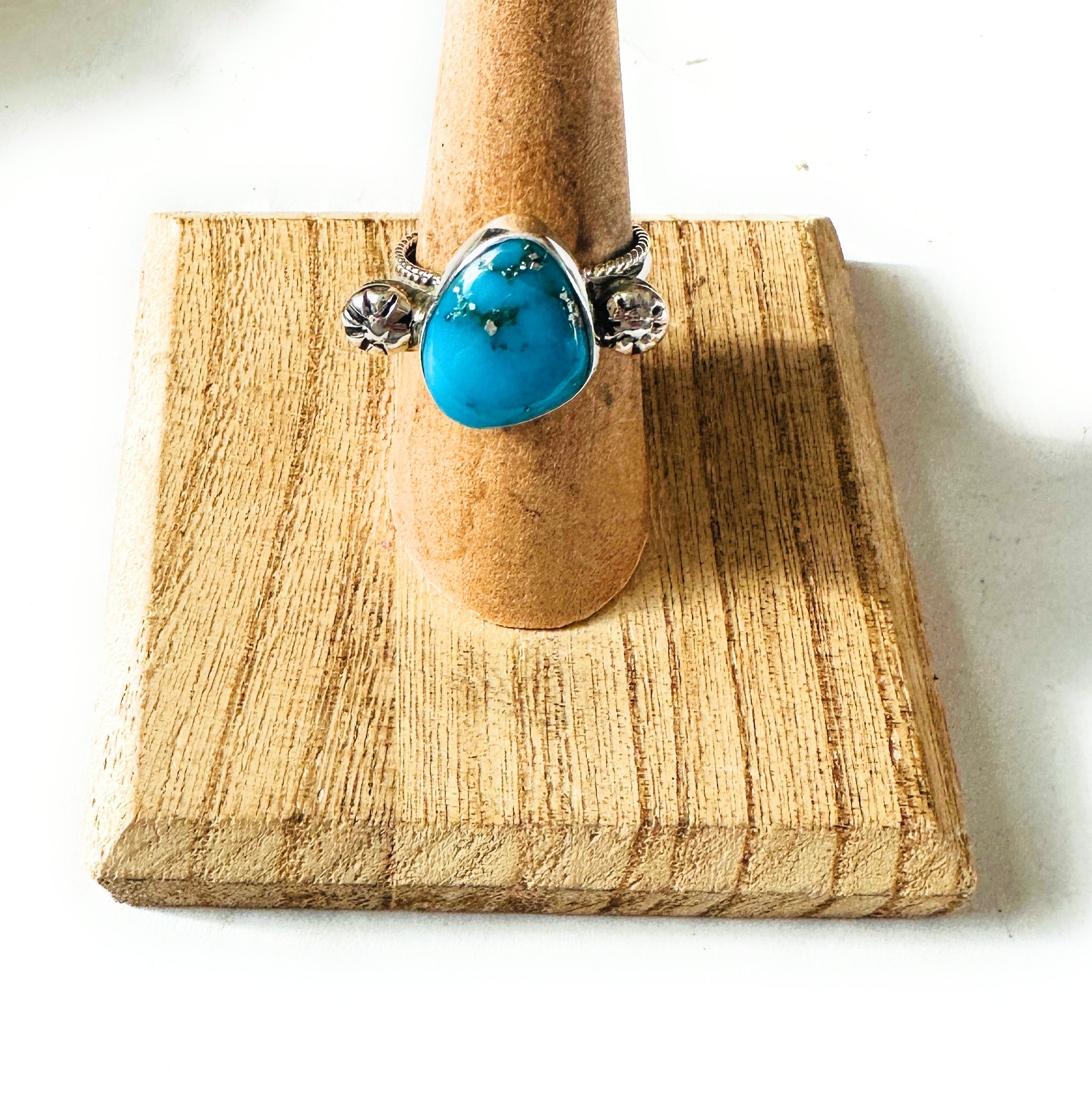 Navajo Turquoise & Sterling Silver Ring Size 6.5