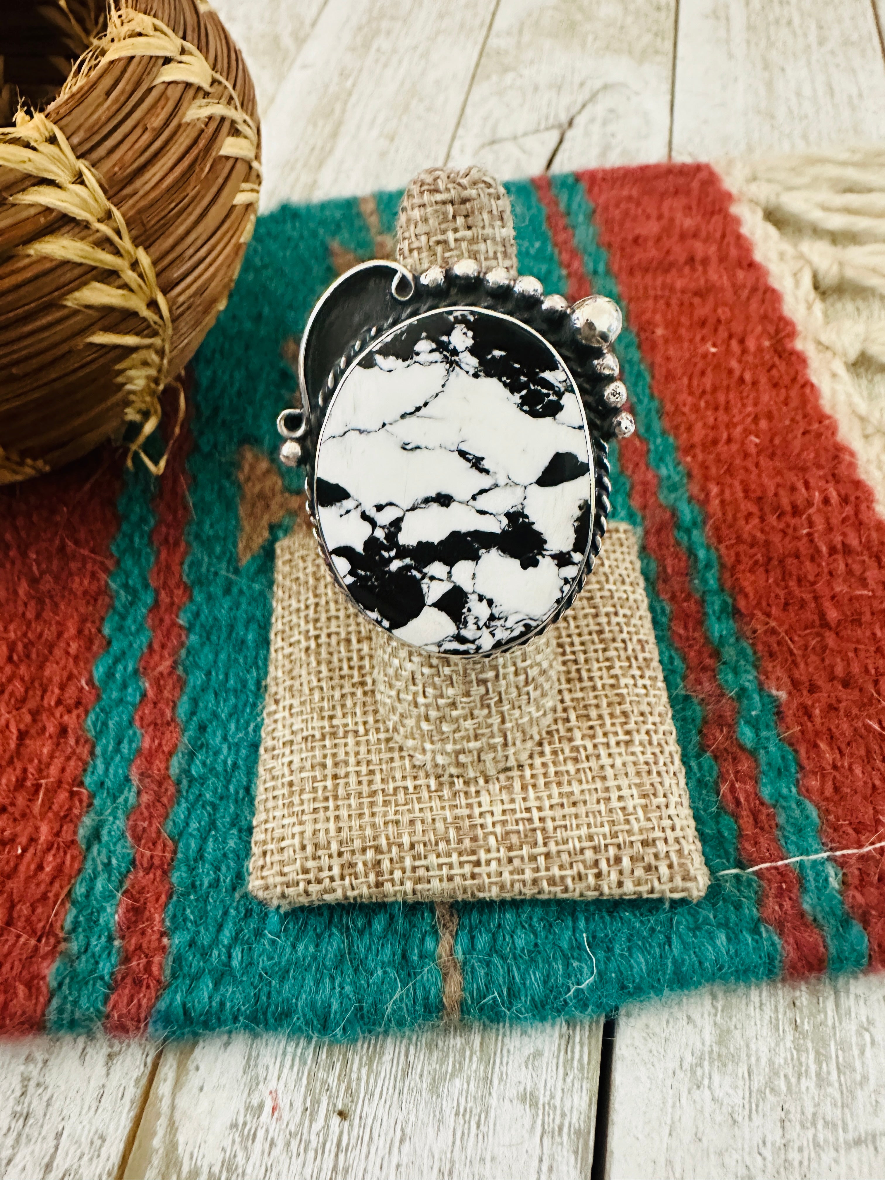 Handcrafted Old Pawn Sterling Silver & White Buffalo Ring Size 7.75