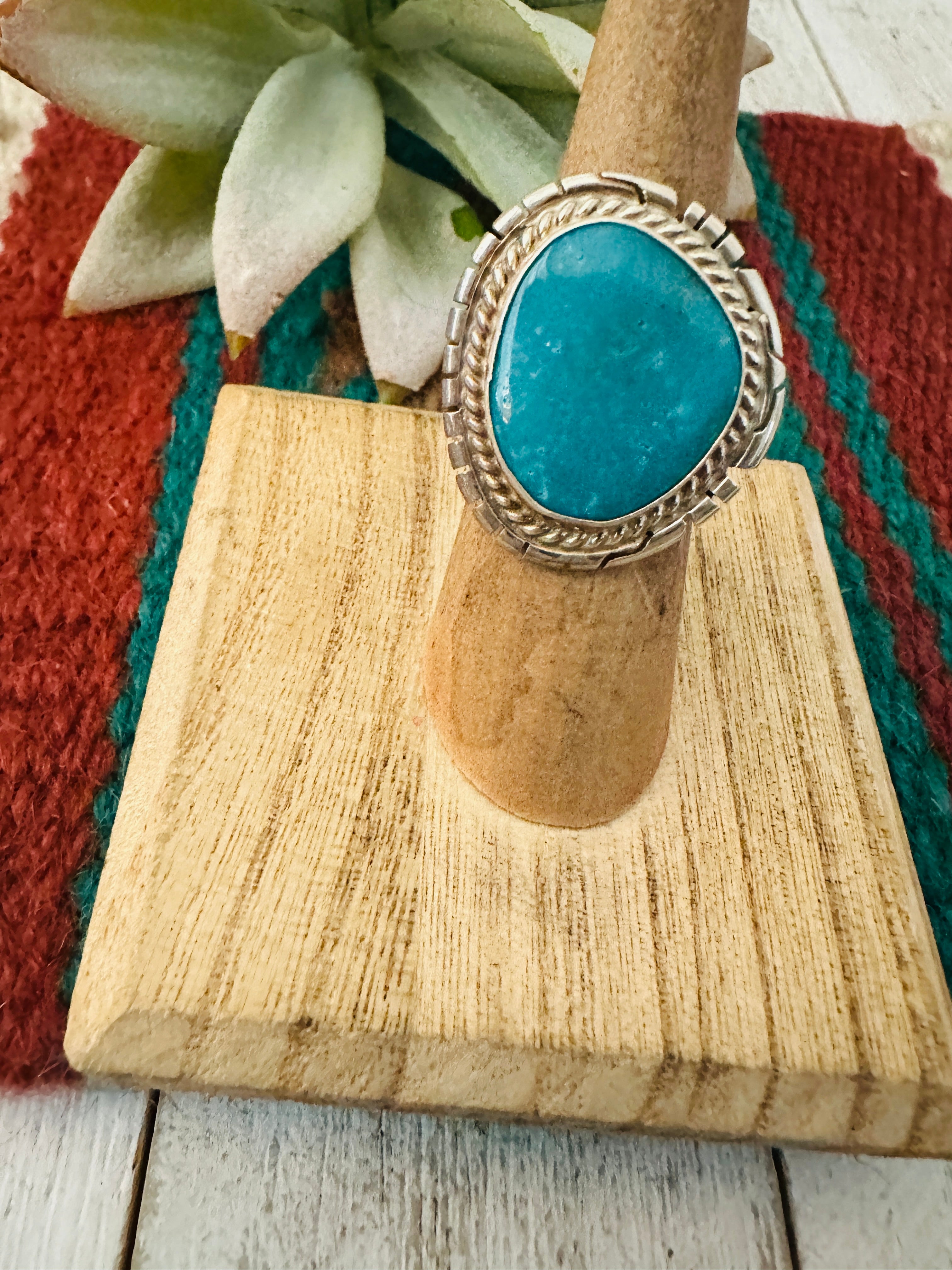 Navajo Kingman Turquoise & Sterling Silver Ring Size 5.75