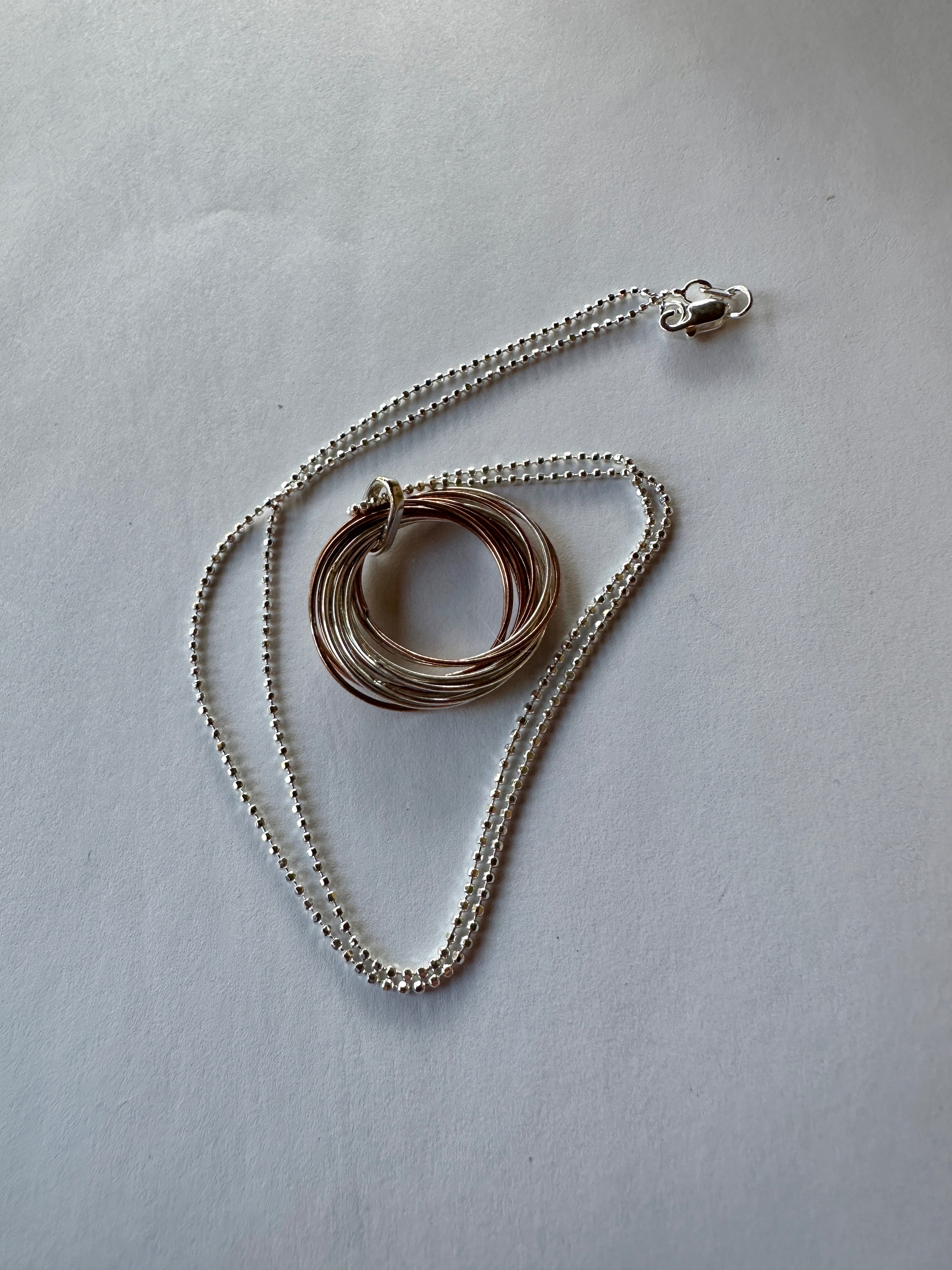 SILVER & COPPER MULTI-RINGS PENDANT Necklace