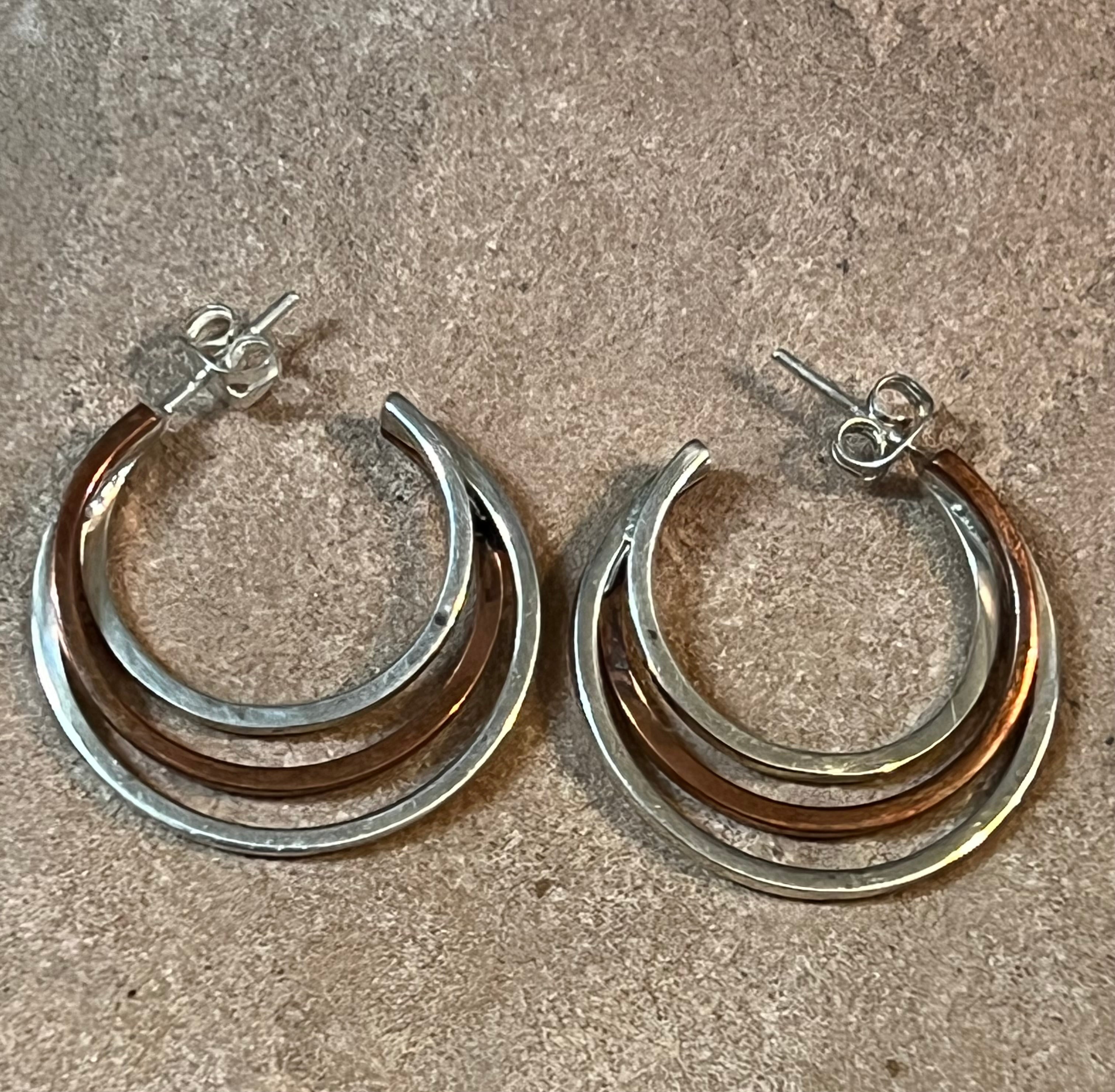 TRIPLE STRAND SILVER & COPPER HOOPS