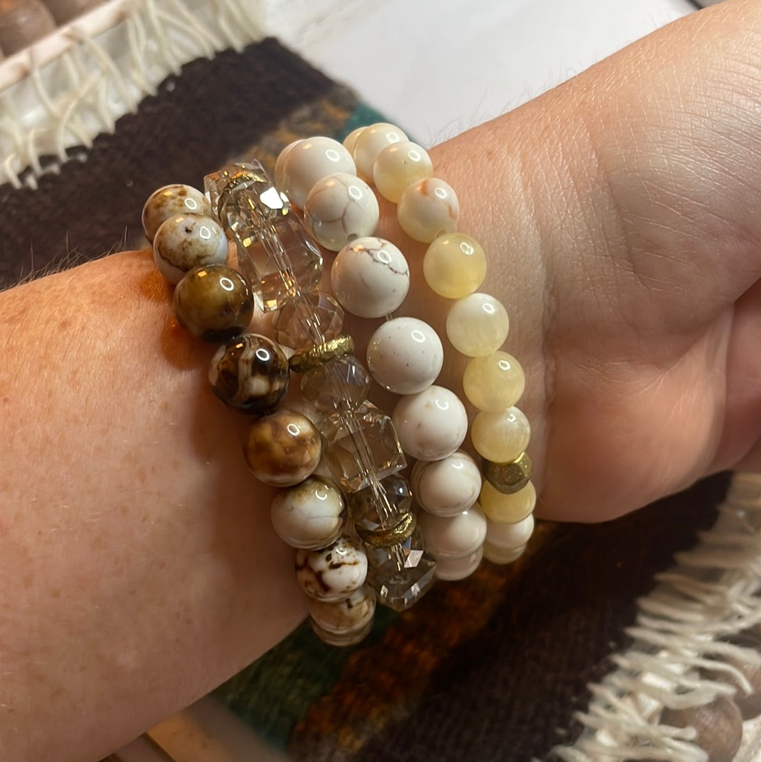 Handmade Recycled Glass Beaded Stretch Bracelet CALCITE