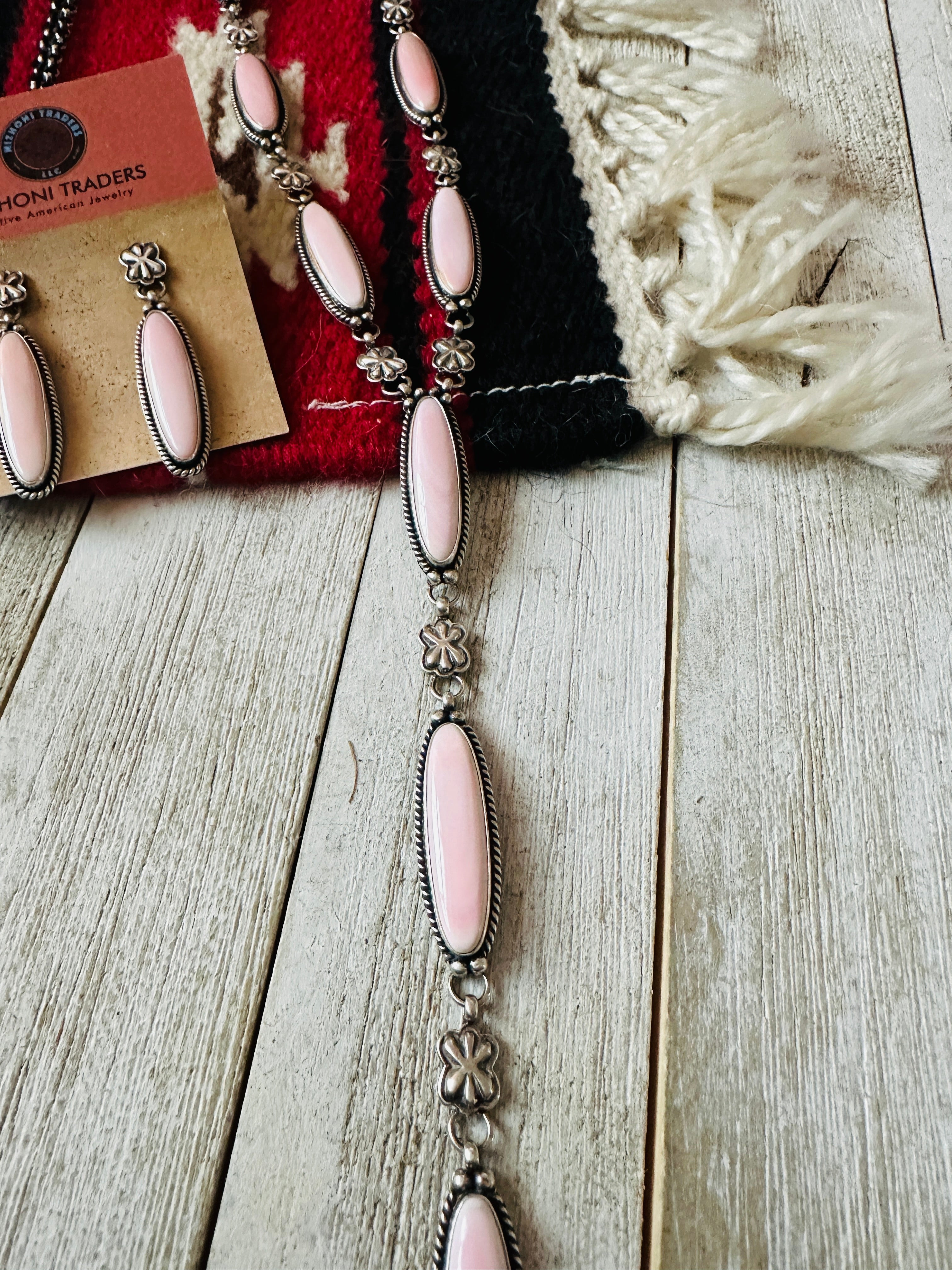 Navajo Queen Pink Conch & Sterling Silver Necklace Set