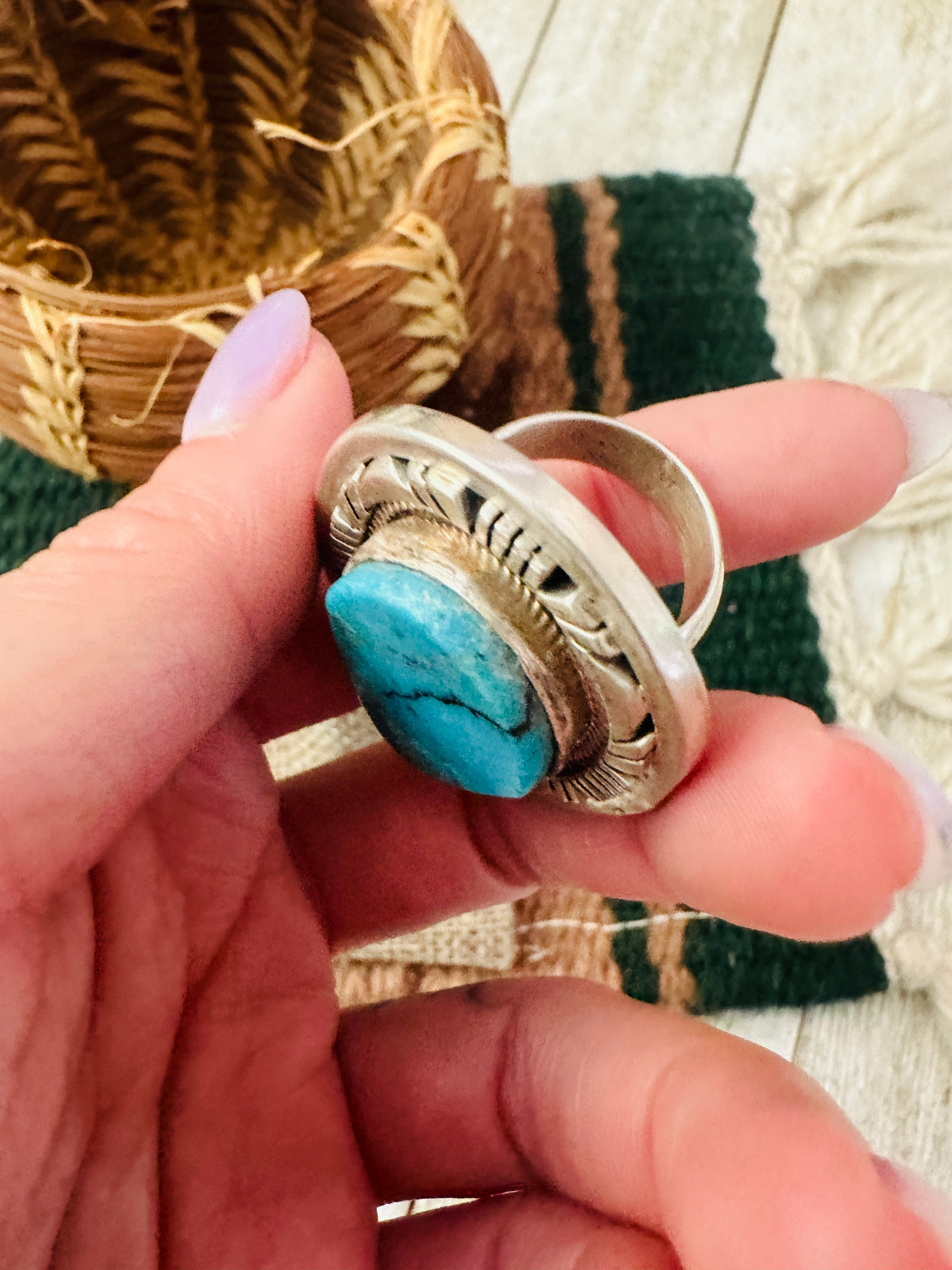 Old Pawn Handcrafted Turquoise & Sterling Silver Ring Size 8