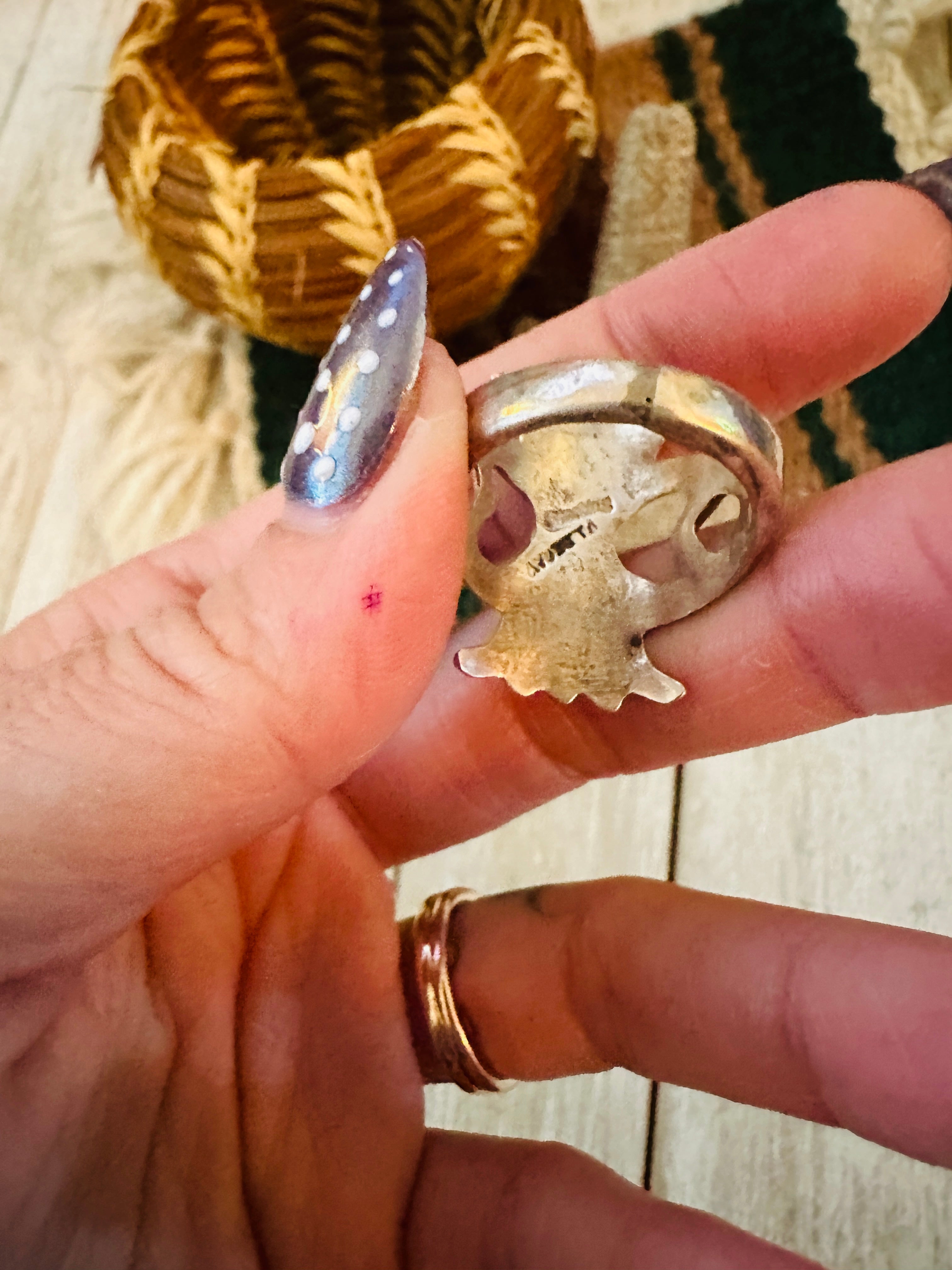 Old Pawn Handcrafted Turquoise & Sterling Silver Ring Size 7