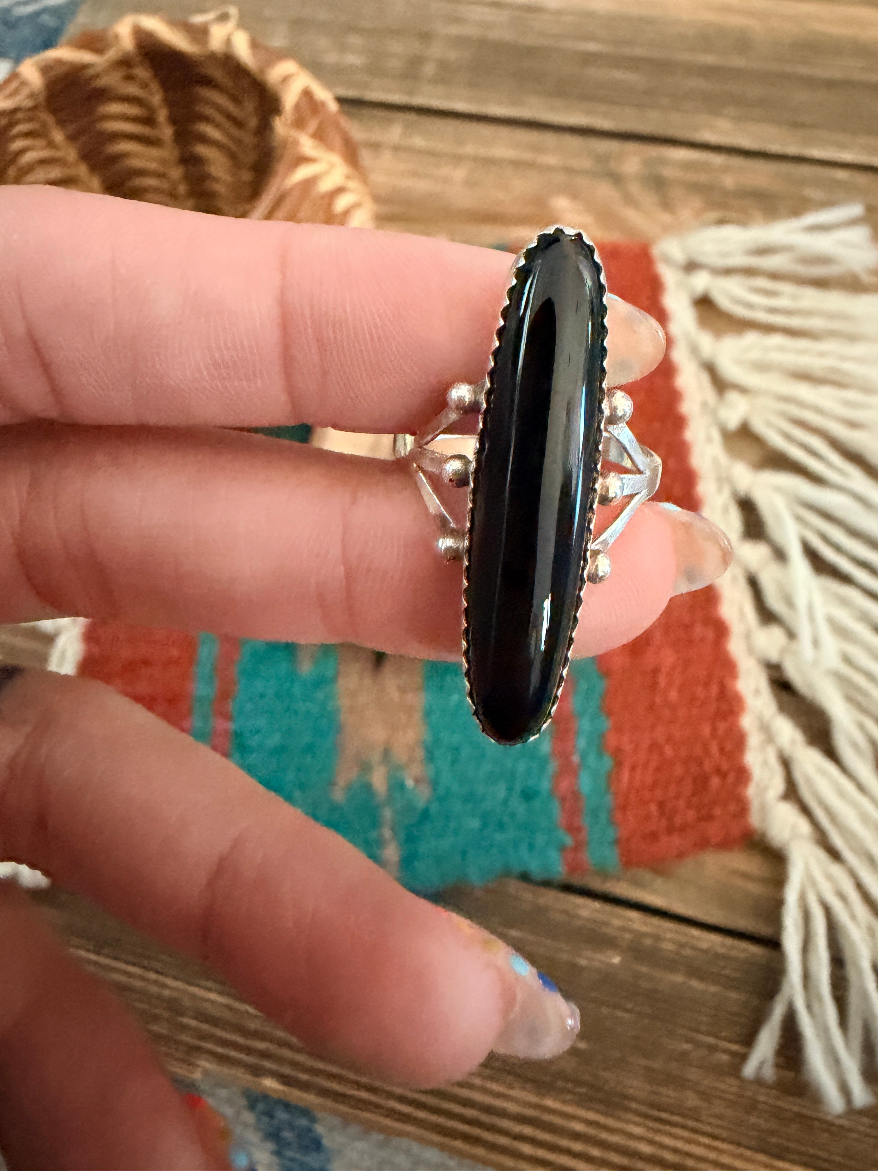 Old Pawn Handcrafted Onyx & Sterling Silver Ring Size 9