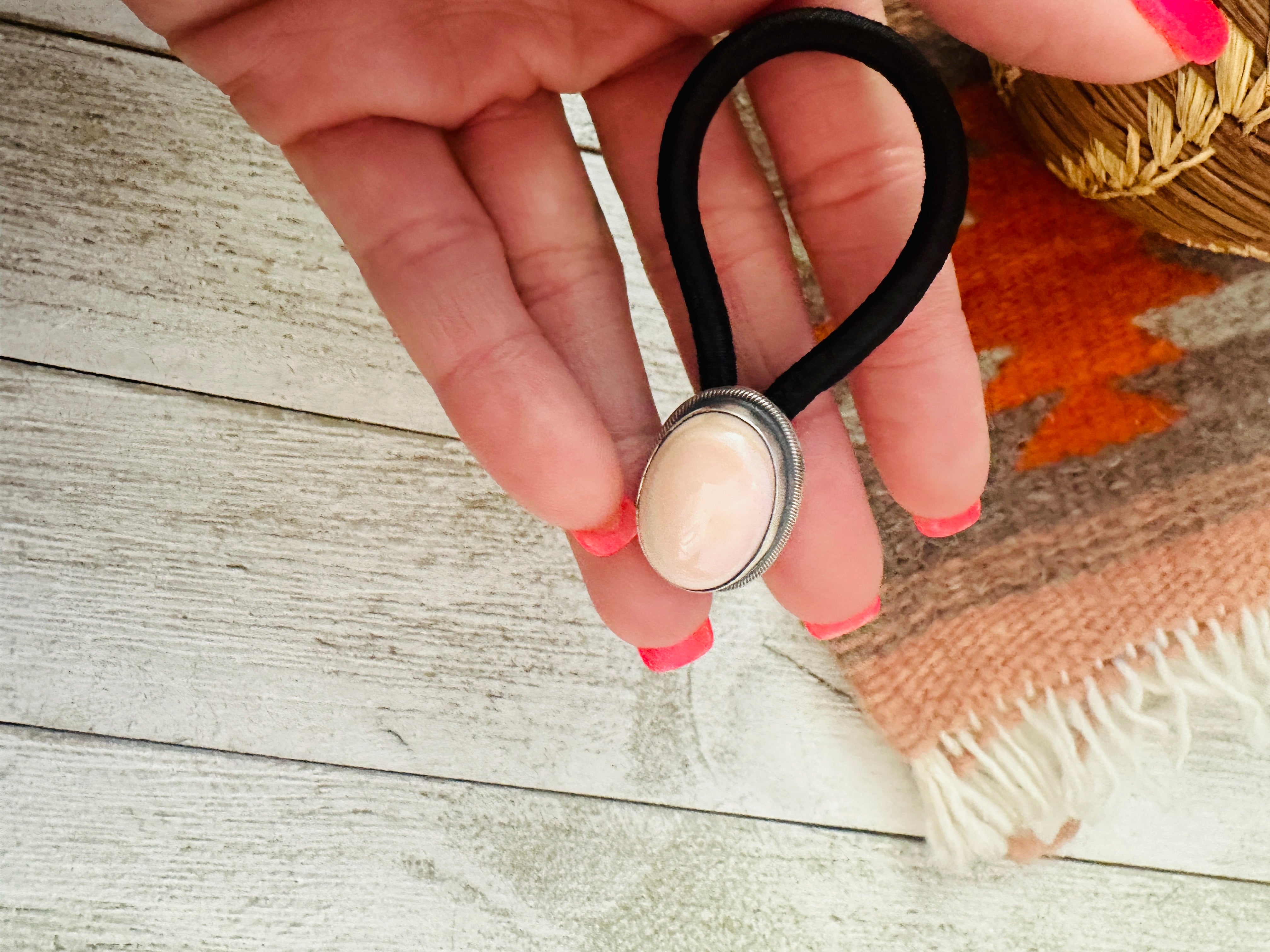 Navajo Queen Pink Conch & Sterling Silver Hair Tie