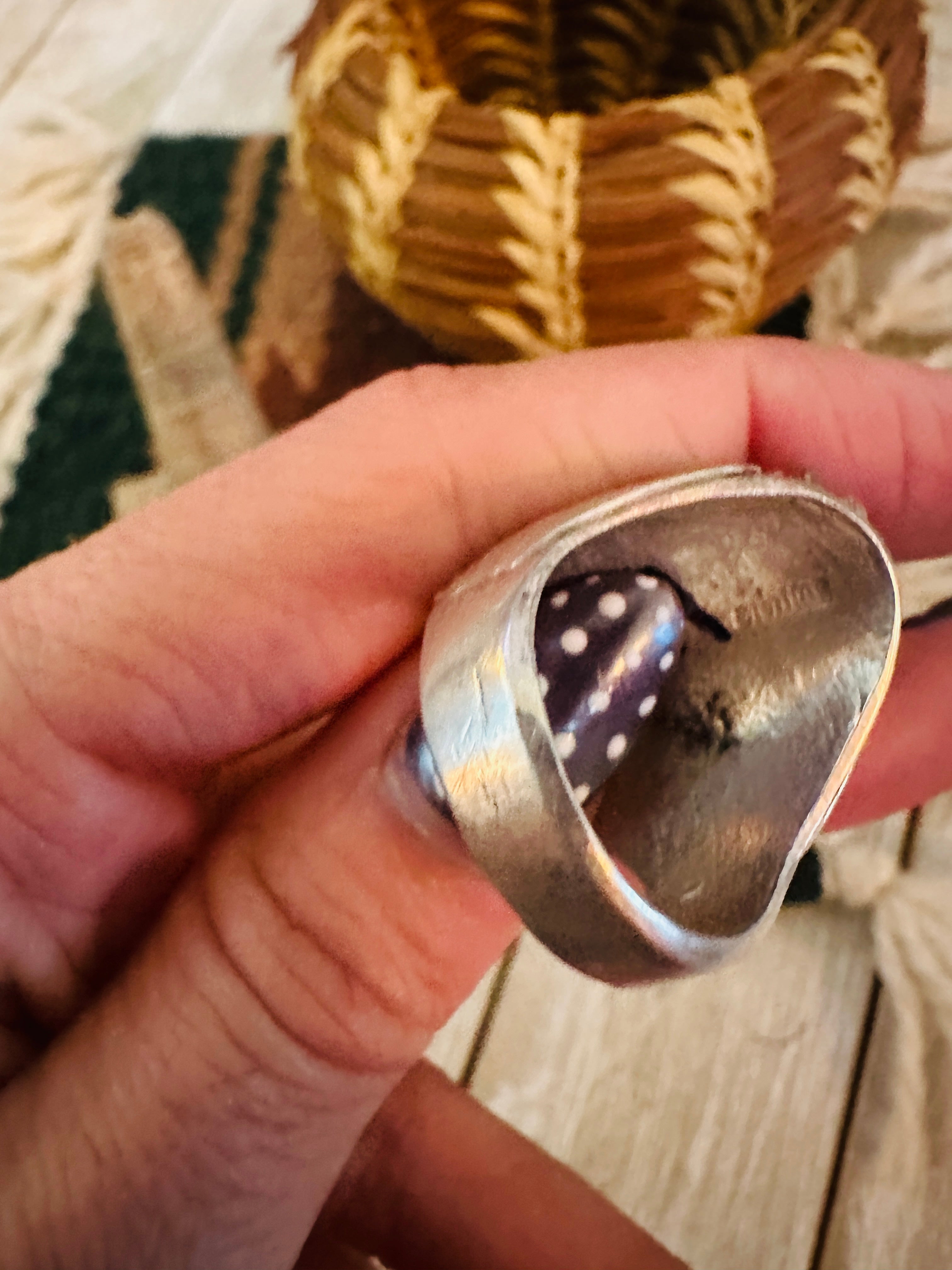 Old Pawn Handcrafted Turquoise & Sterling Silver Ring Size 9