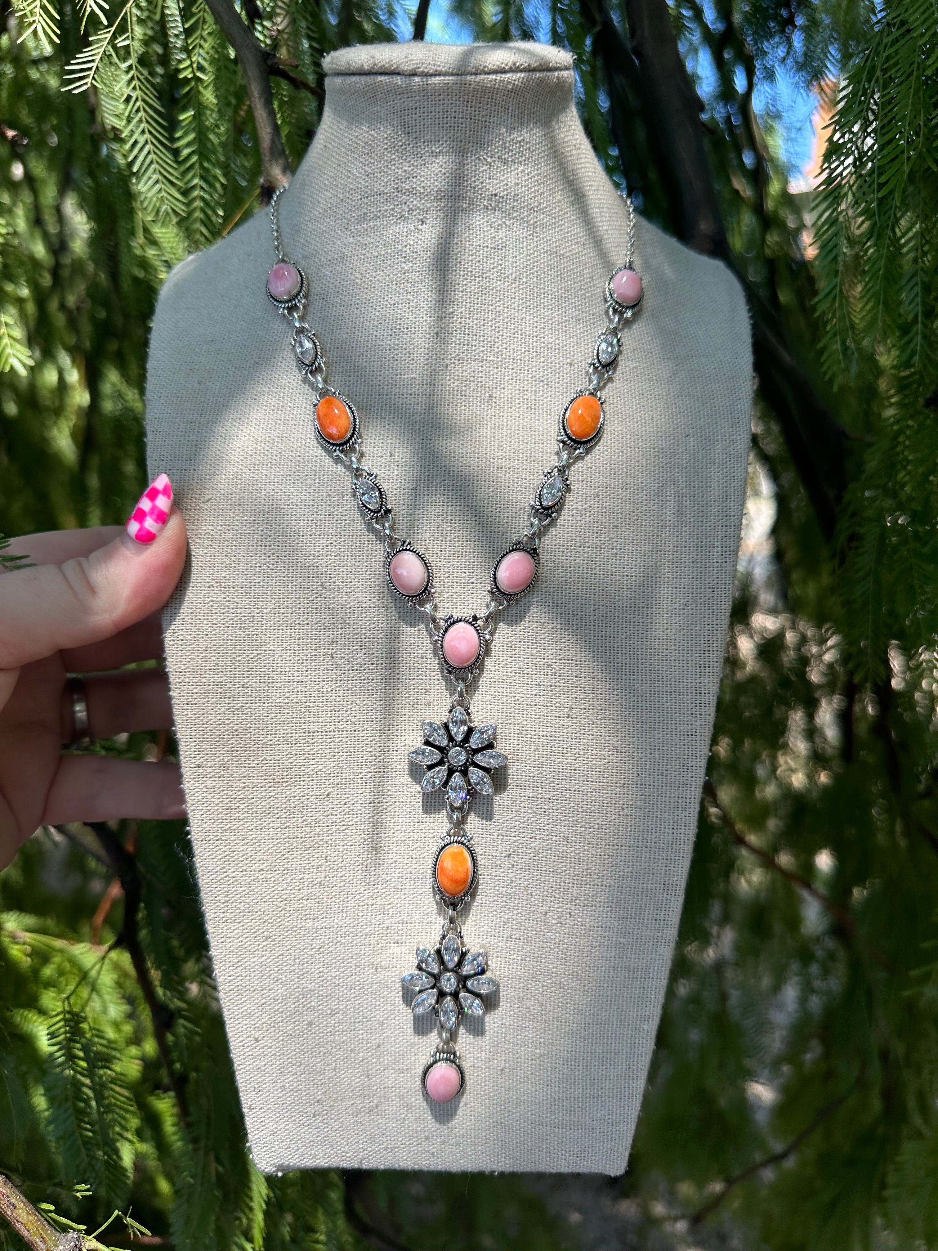 Beautiful Handmade Sterling Silver, Pink Conch, CZ, Orange Spiny Lariat Necklace