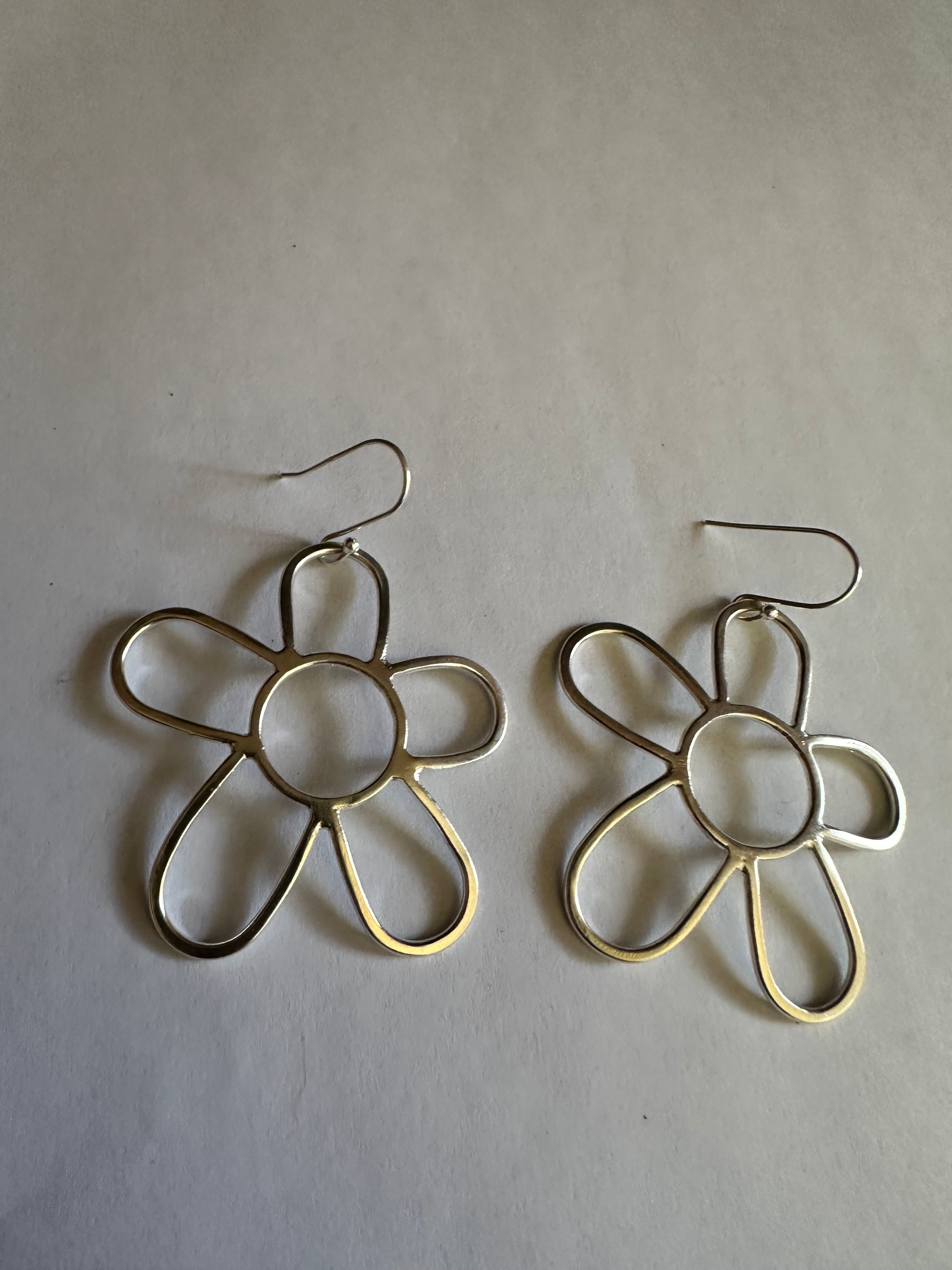 Handmade Sterling Silver Daisy Earrings