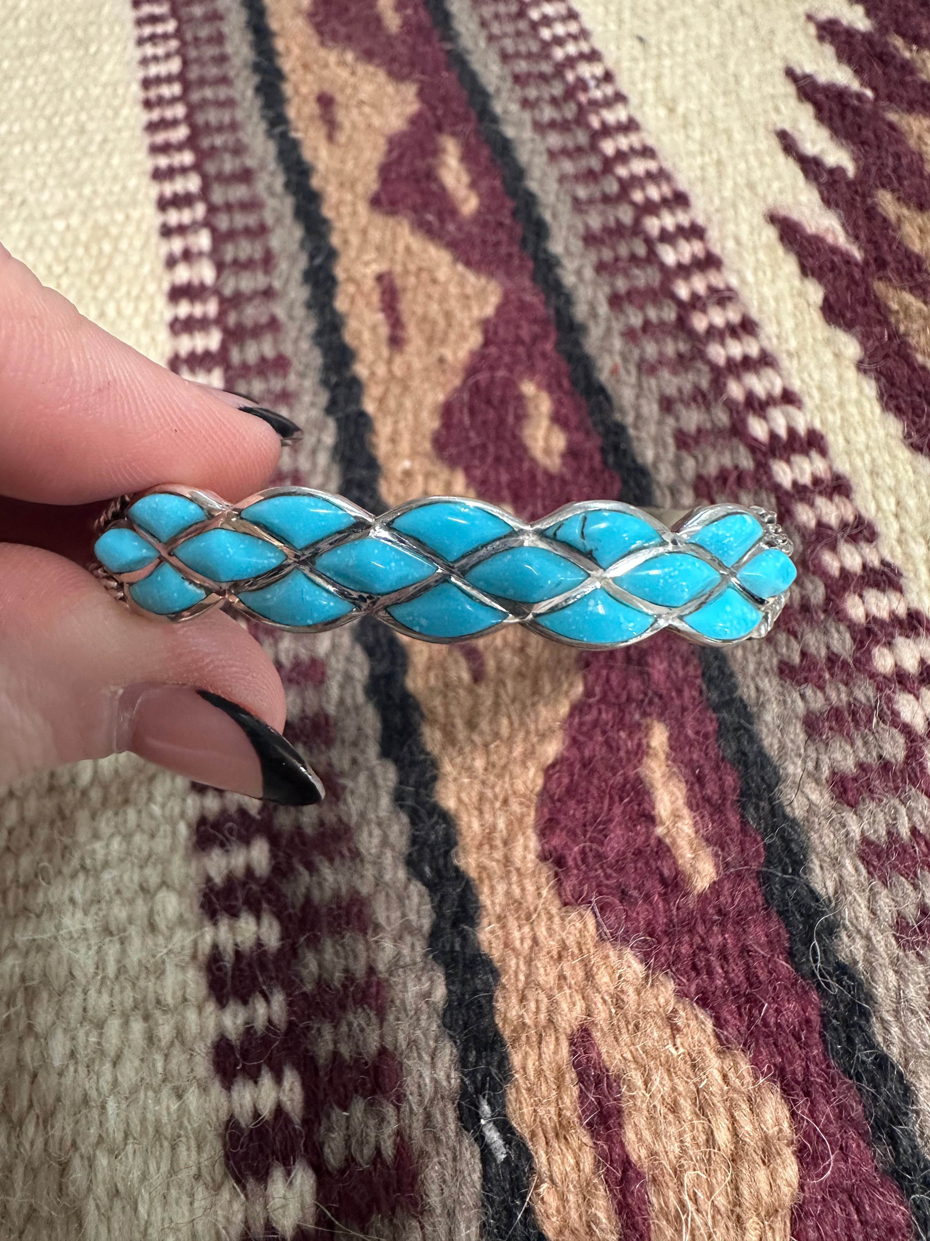 Beautiful Navajo Sterling Silver & Turquoise Bracelet Cuff Signed