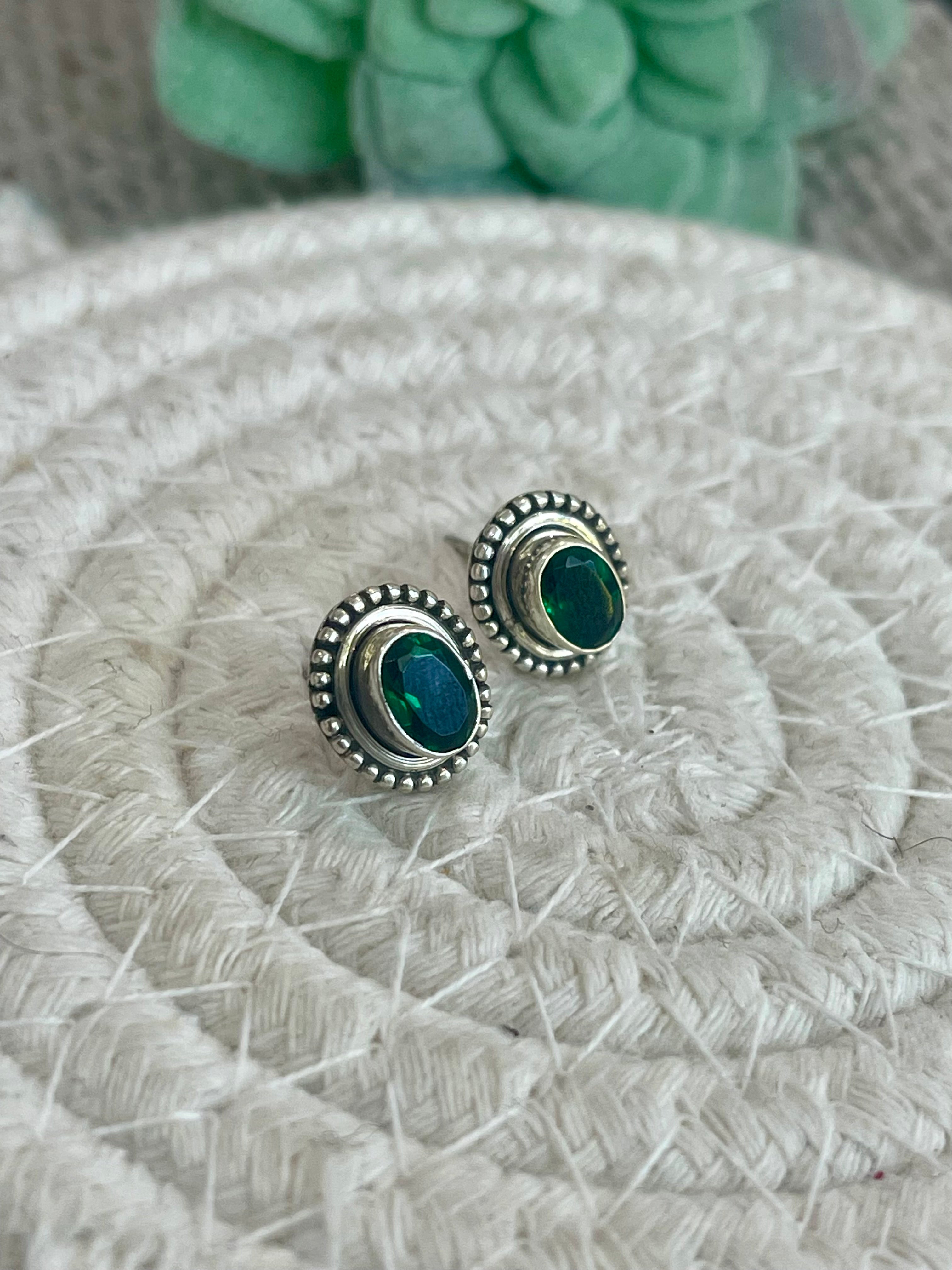 The Bijoux Vault Vintage Silver Stud Earrings