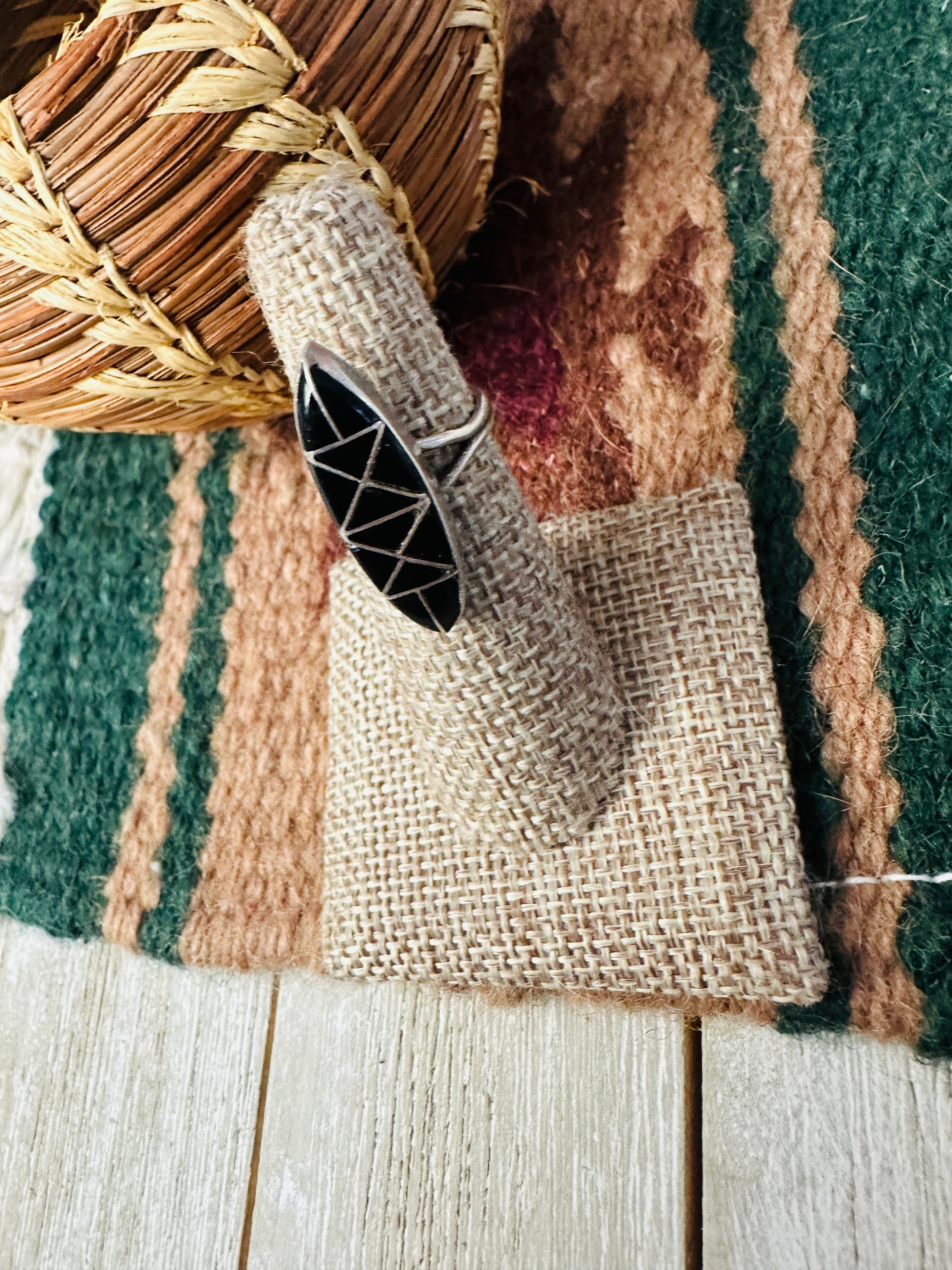 Old Pawn Handcrafted Onyx & Sterling Silver Inlay Ring Size 5