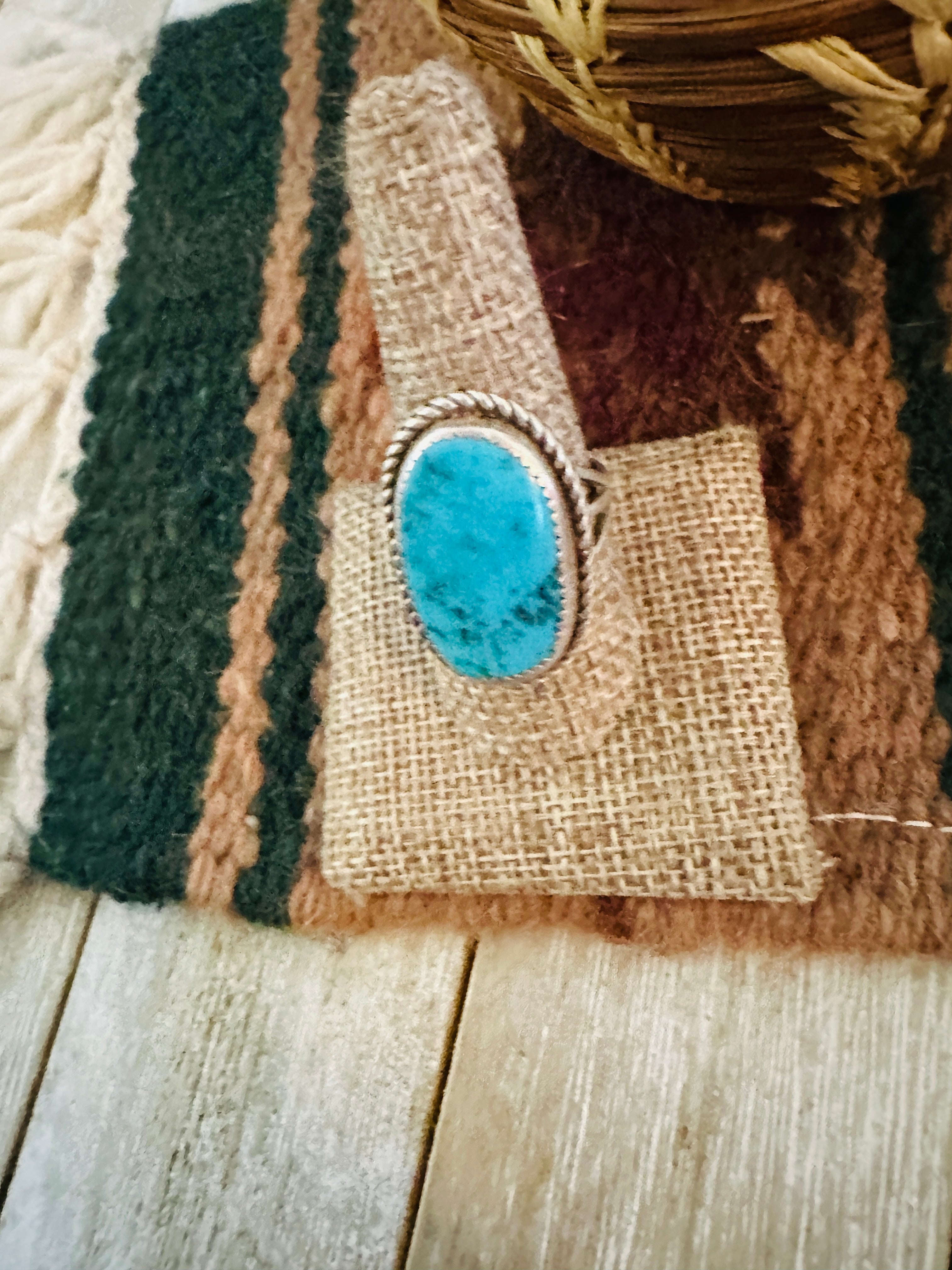 Old Pawn Handcrafted Turquoise & Sterling Silver Ring Size 9.75