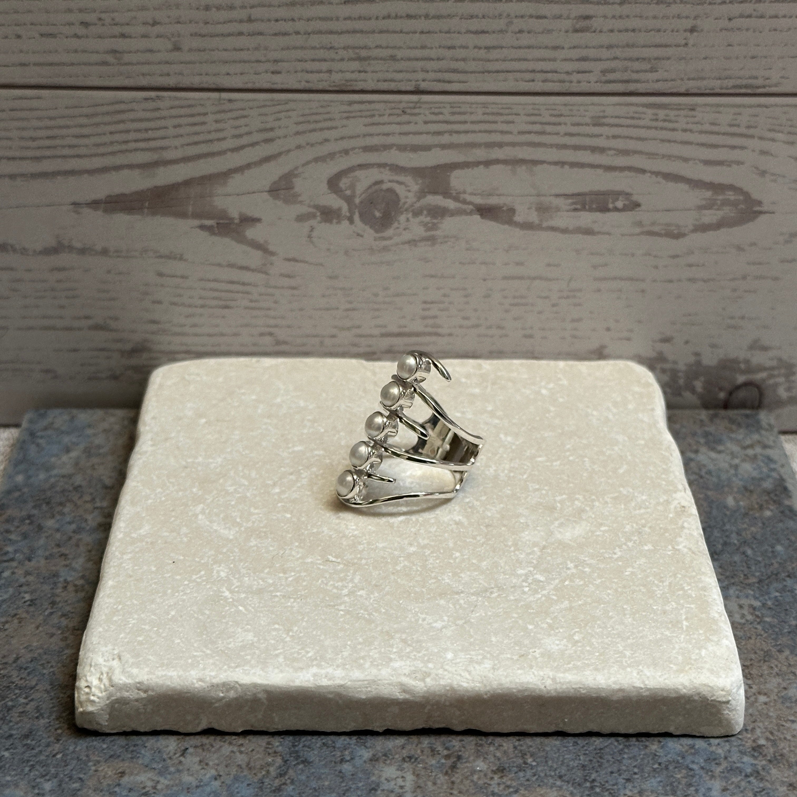 Sterling Silver Ribbed Pearl Ring