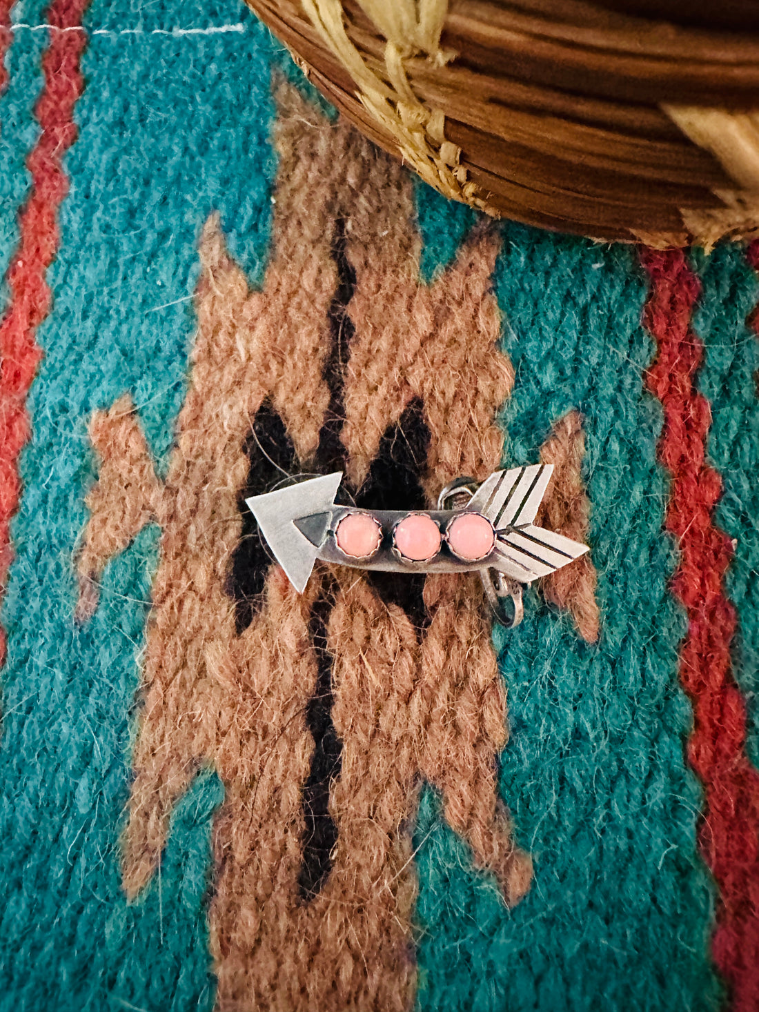 Handcrafted Queen Pink Conch & Sterling Silver Arrow Earring